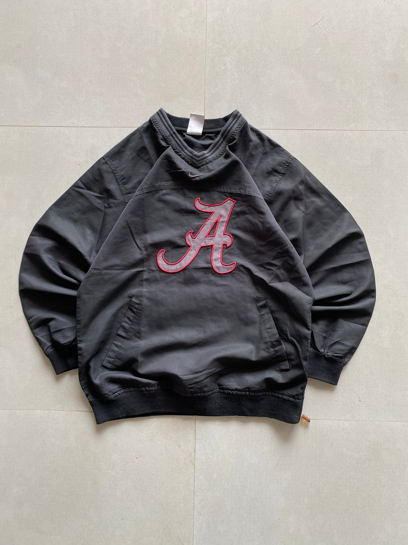 NIKE CENTER SWOOSH PULL OVER - S