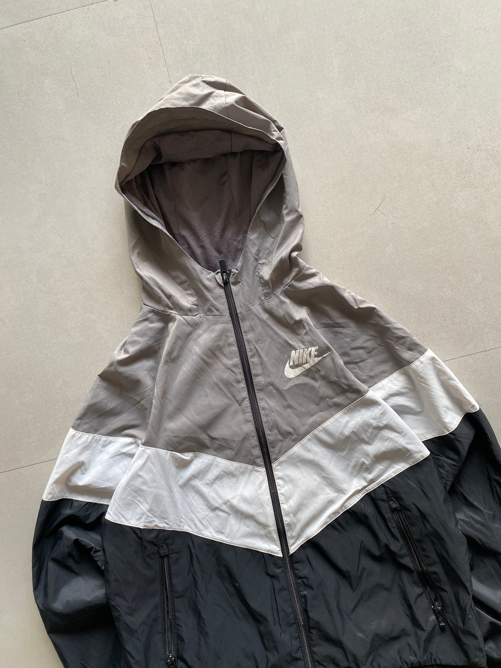 VINTAGE NIKE BIG SWOOSH JACKET - XS