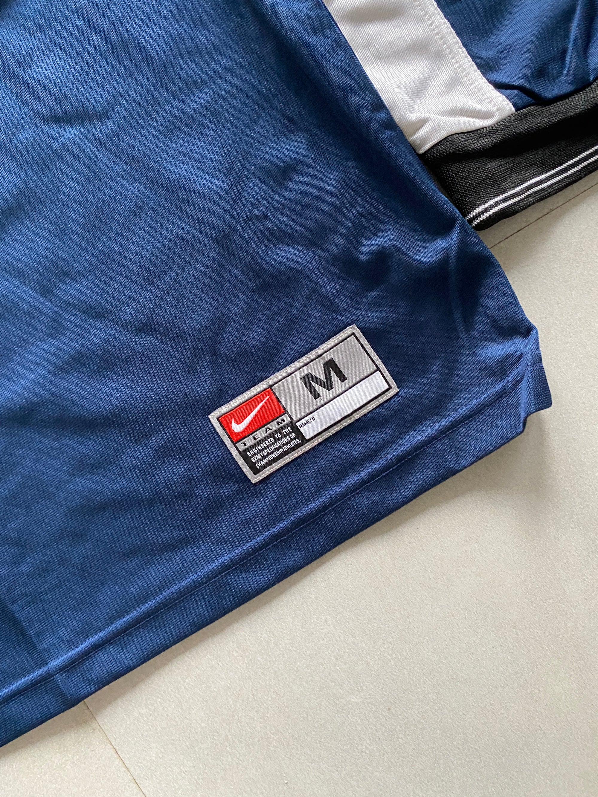 90s NIKE FULL SLEEVE JERSEY - M