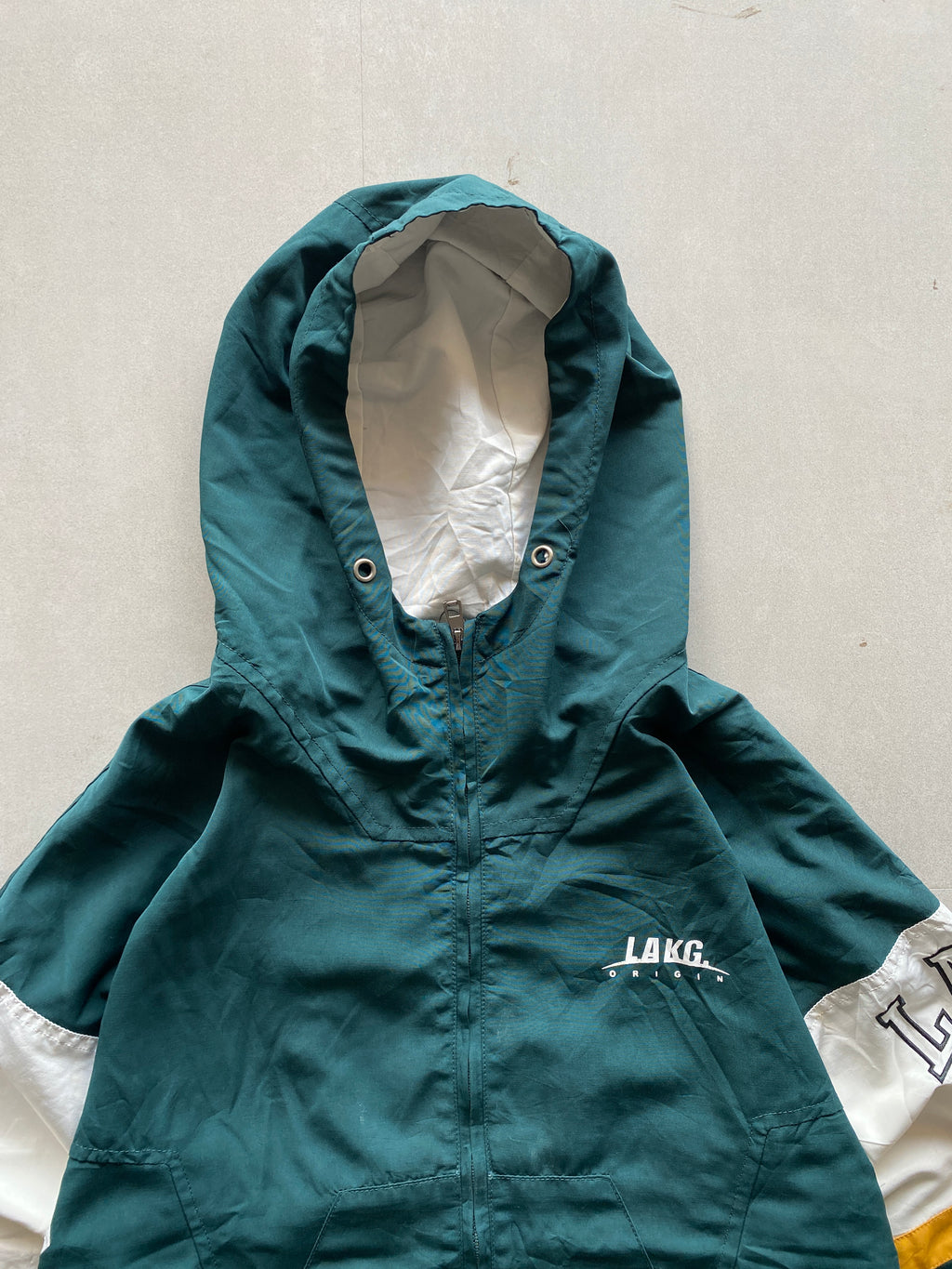 VINTAGE HOODED JACKET -  M