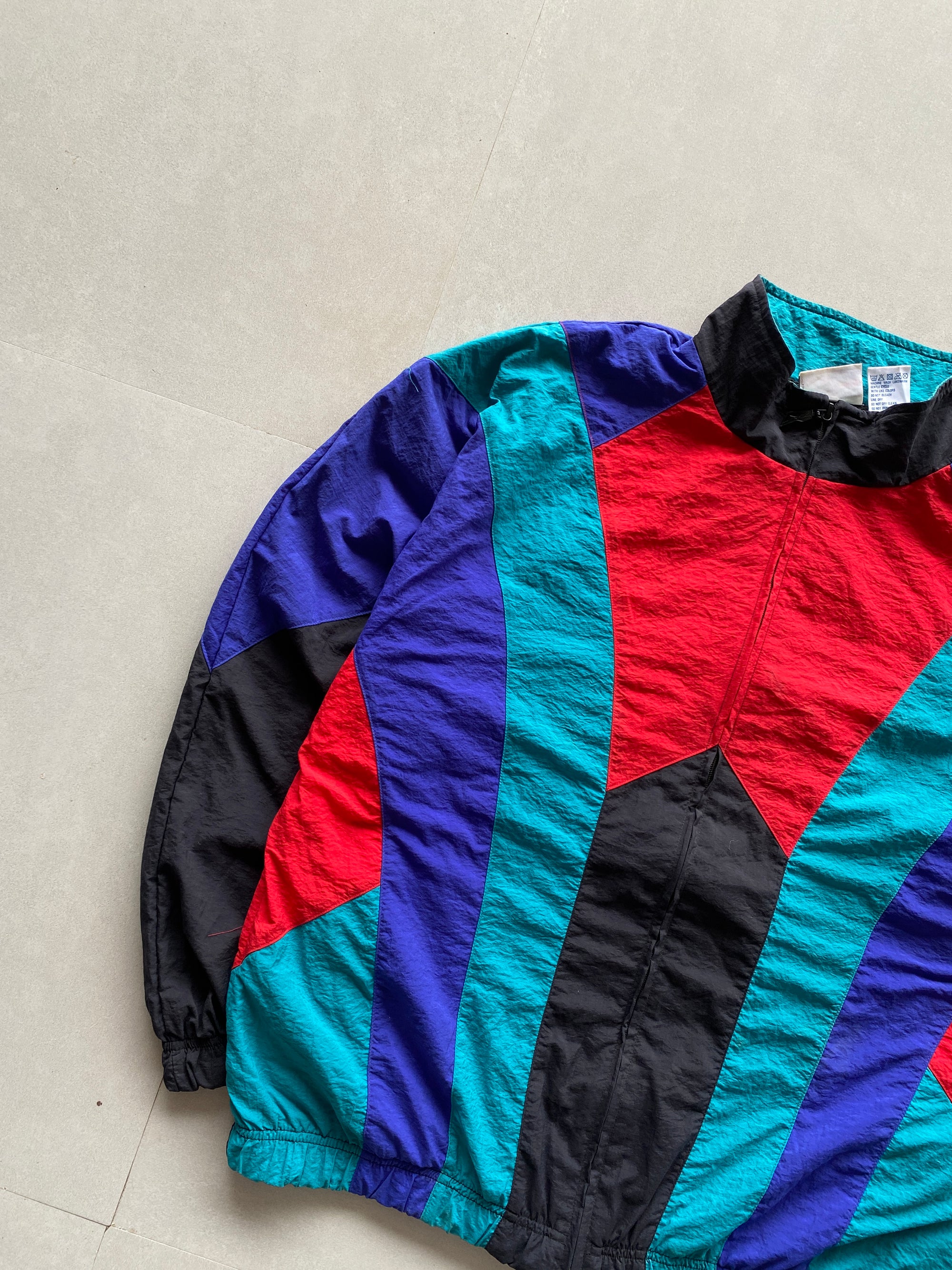 VINTAGE REEBOK JACKET - XL