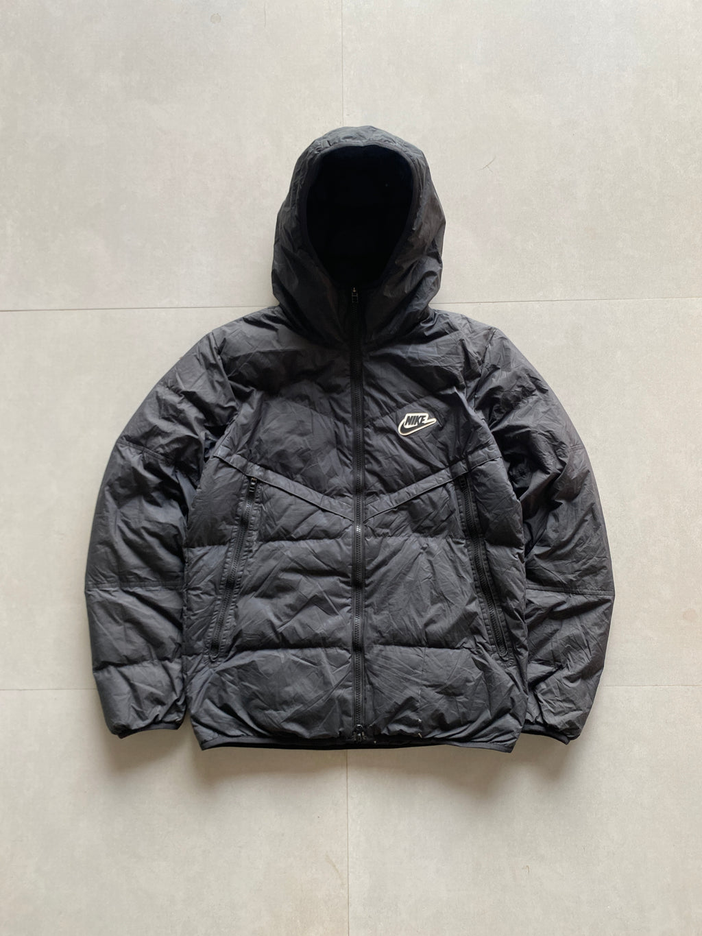 NIKE NSW PUFFER JACKET - M