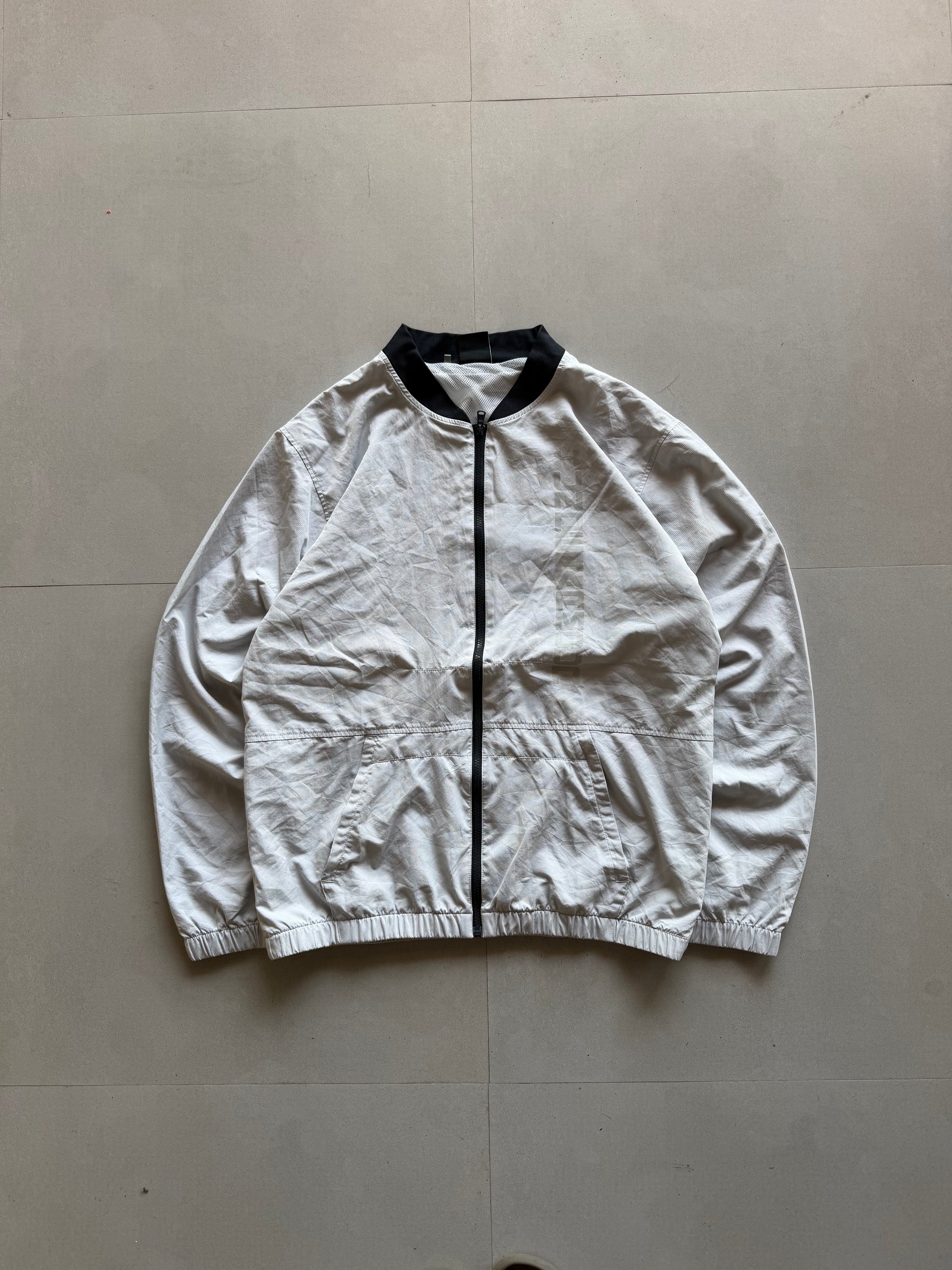 UNDER ARMOUR JACKET - L