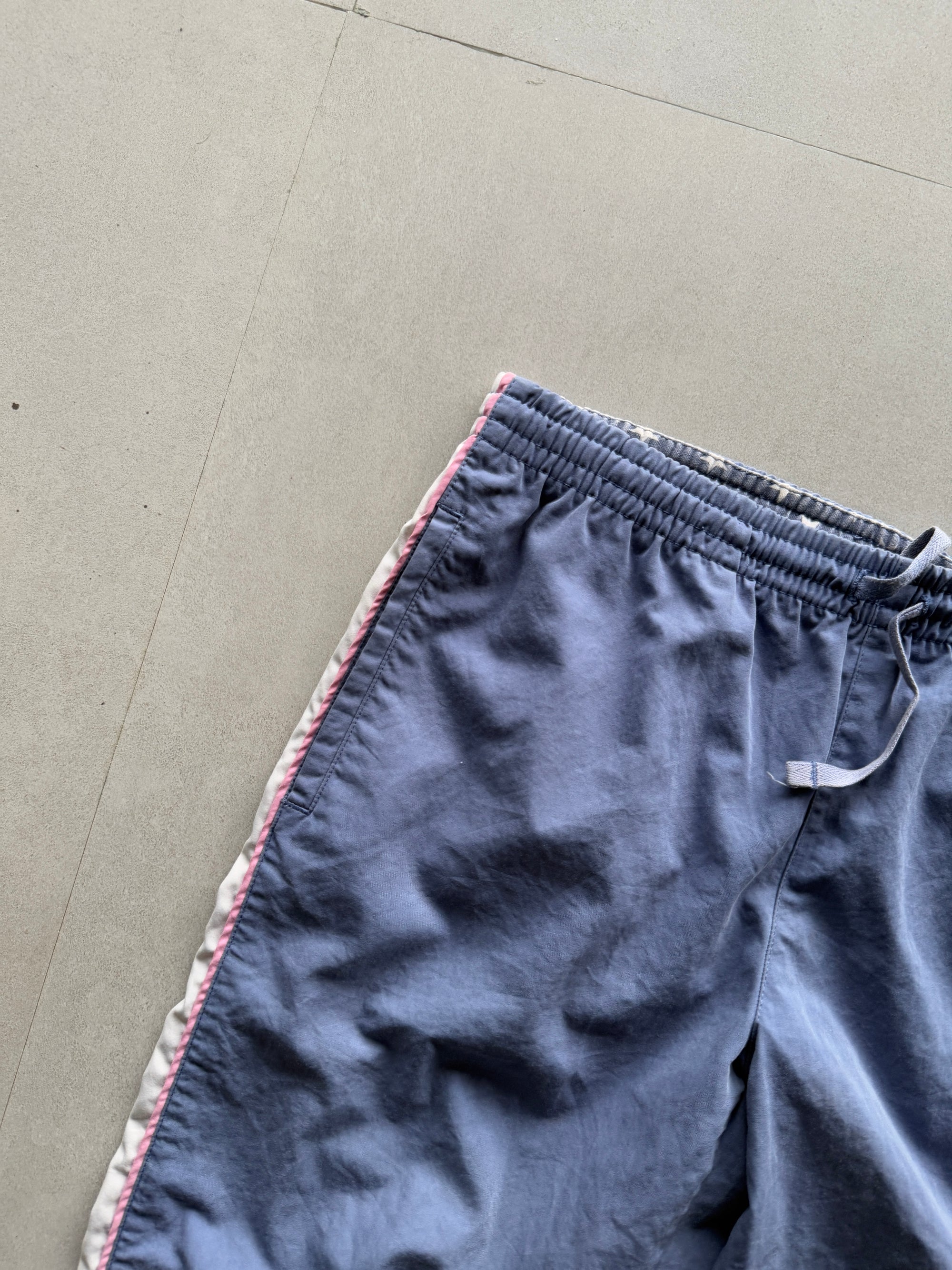 VINTAGE NIKE TRACK PANTS - S