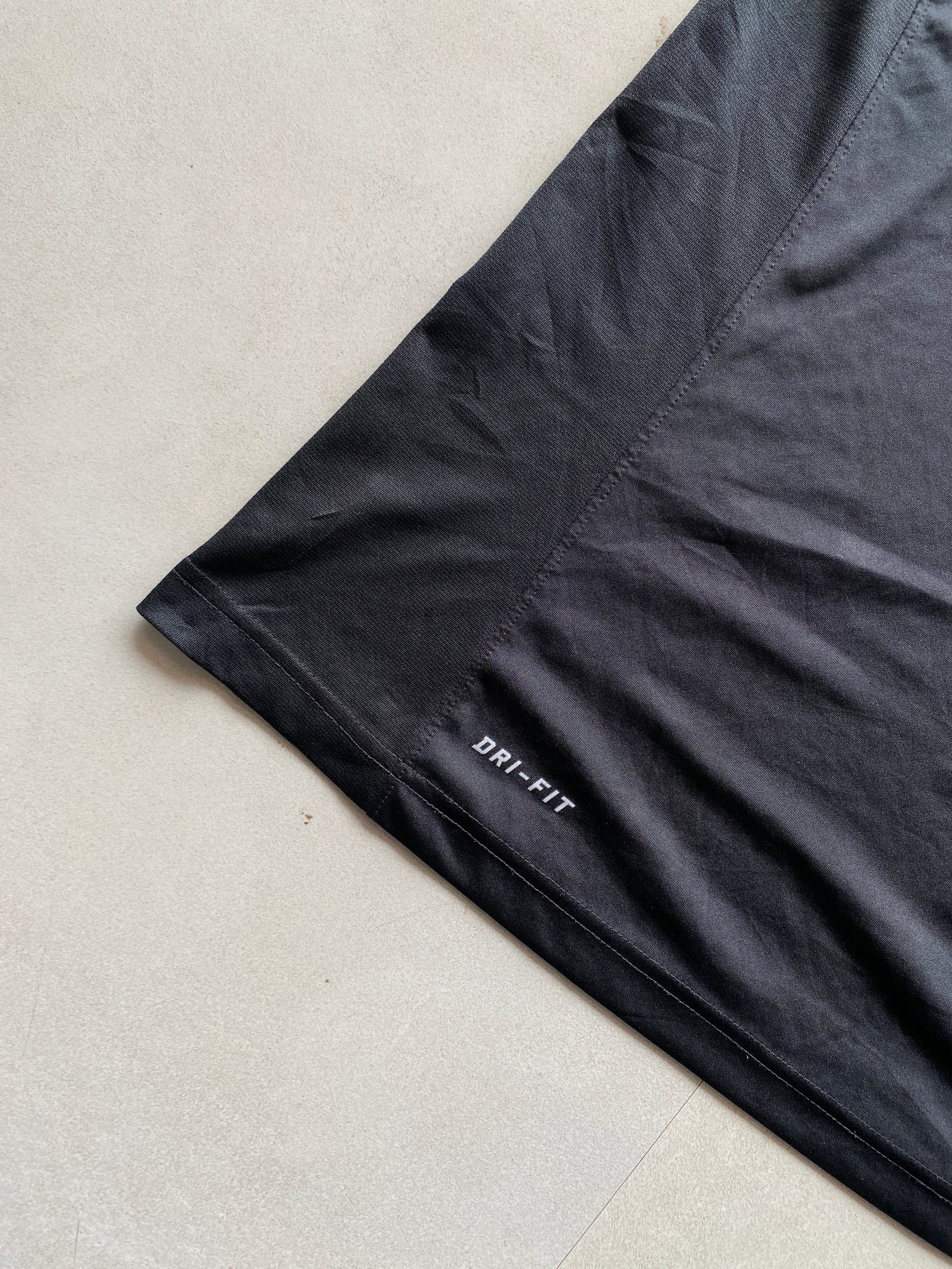 NIKE DRI-FIT TANK TOP - S