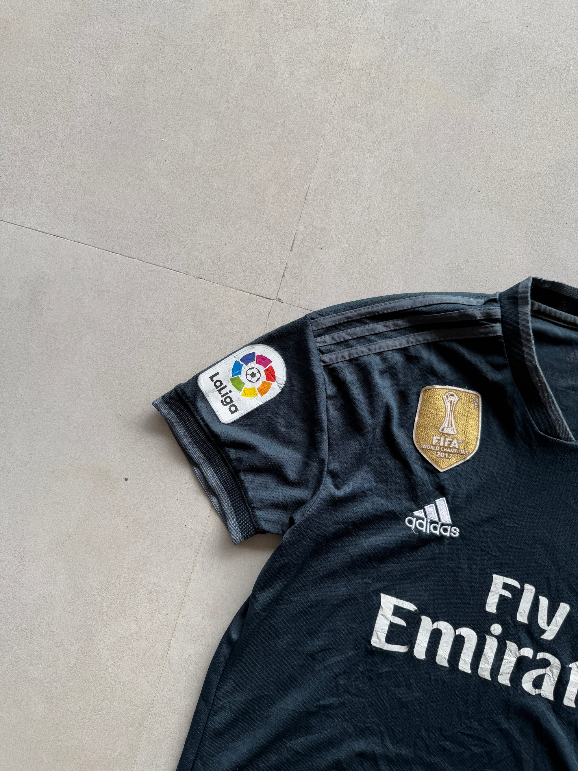 ADIDAS 2018 REAL MADRID JERSEY - M
