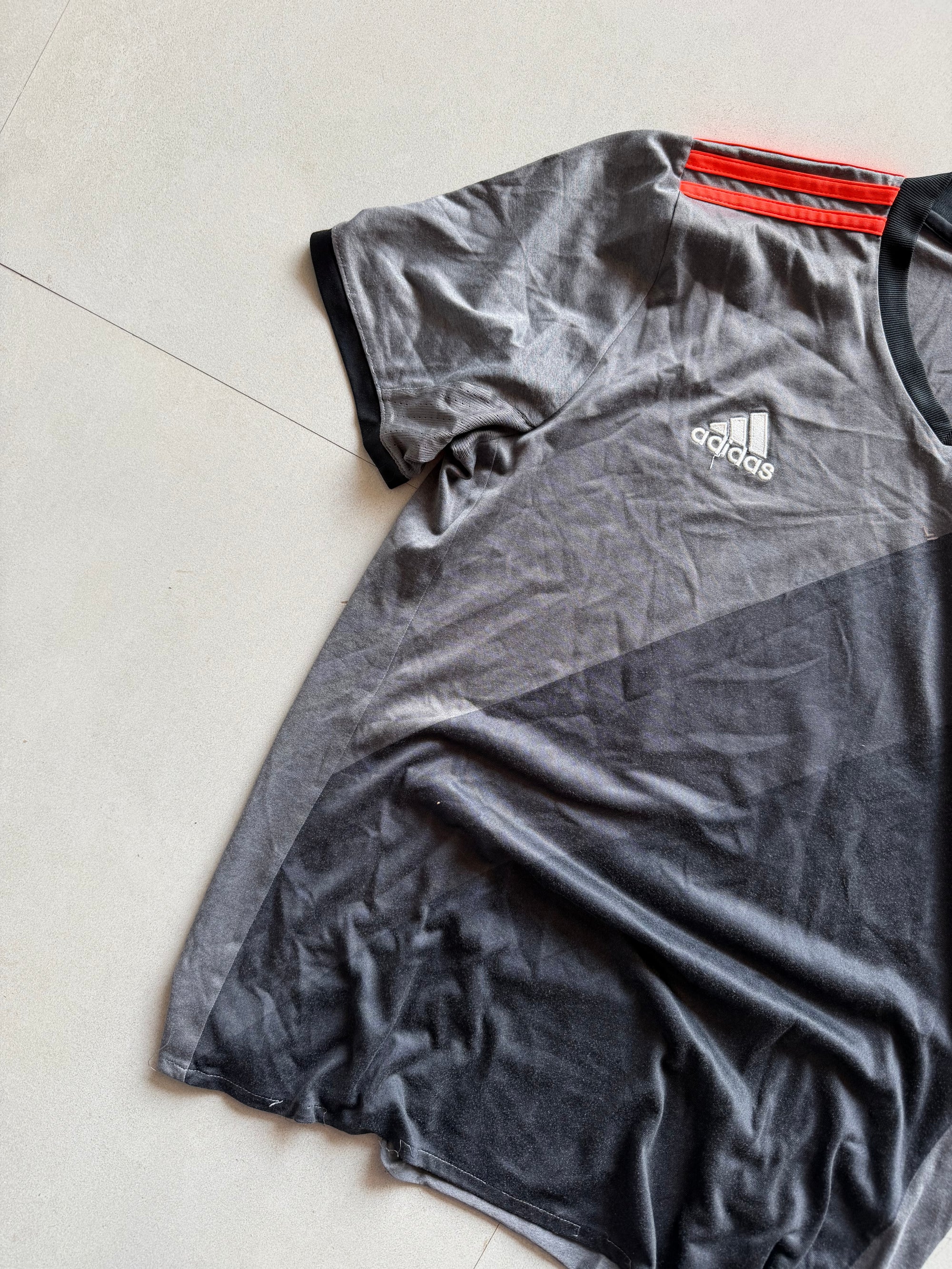 2017 ADIDAS BAYERN JERSEY - M
