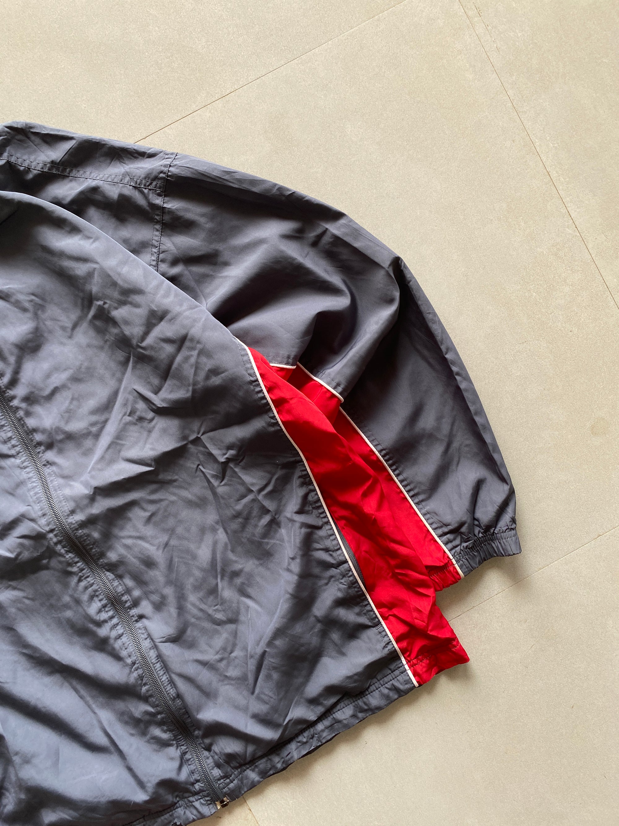 VINTAGE REEBOK JACKET - XL