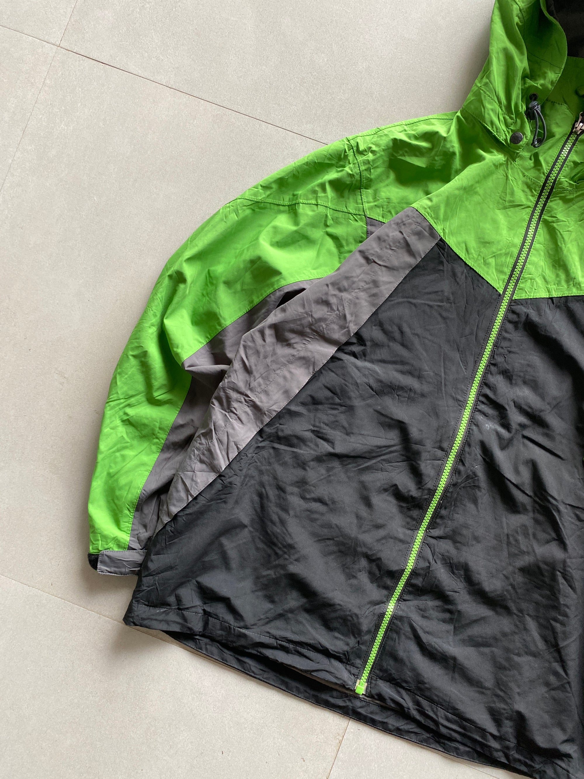 THE NORTH FACE JACKET - L