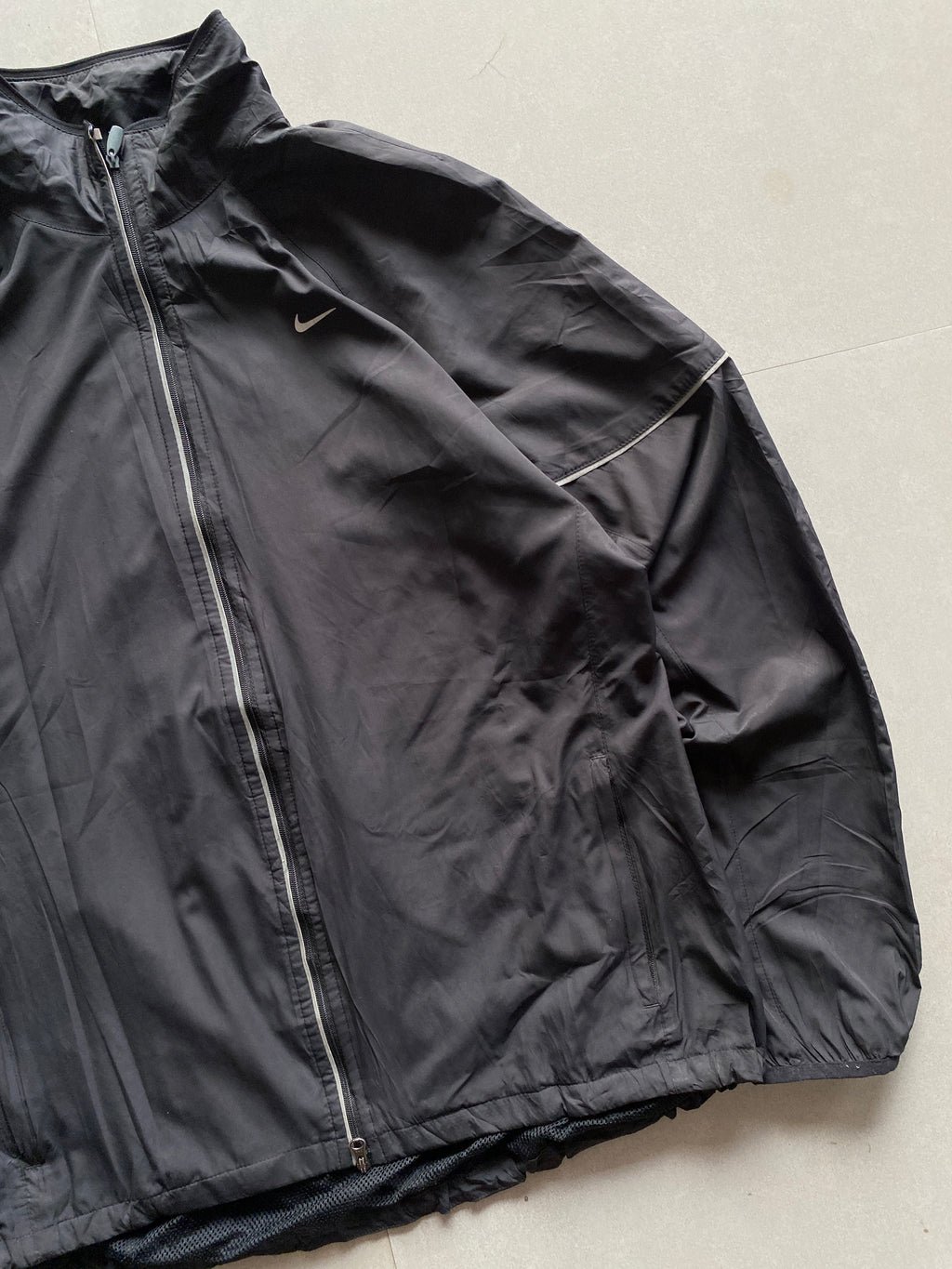 VINTAGE NIKE JACKET - M