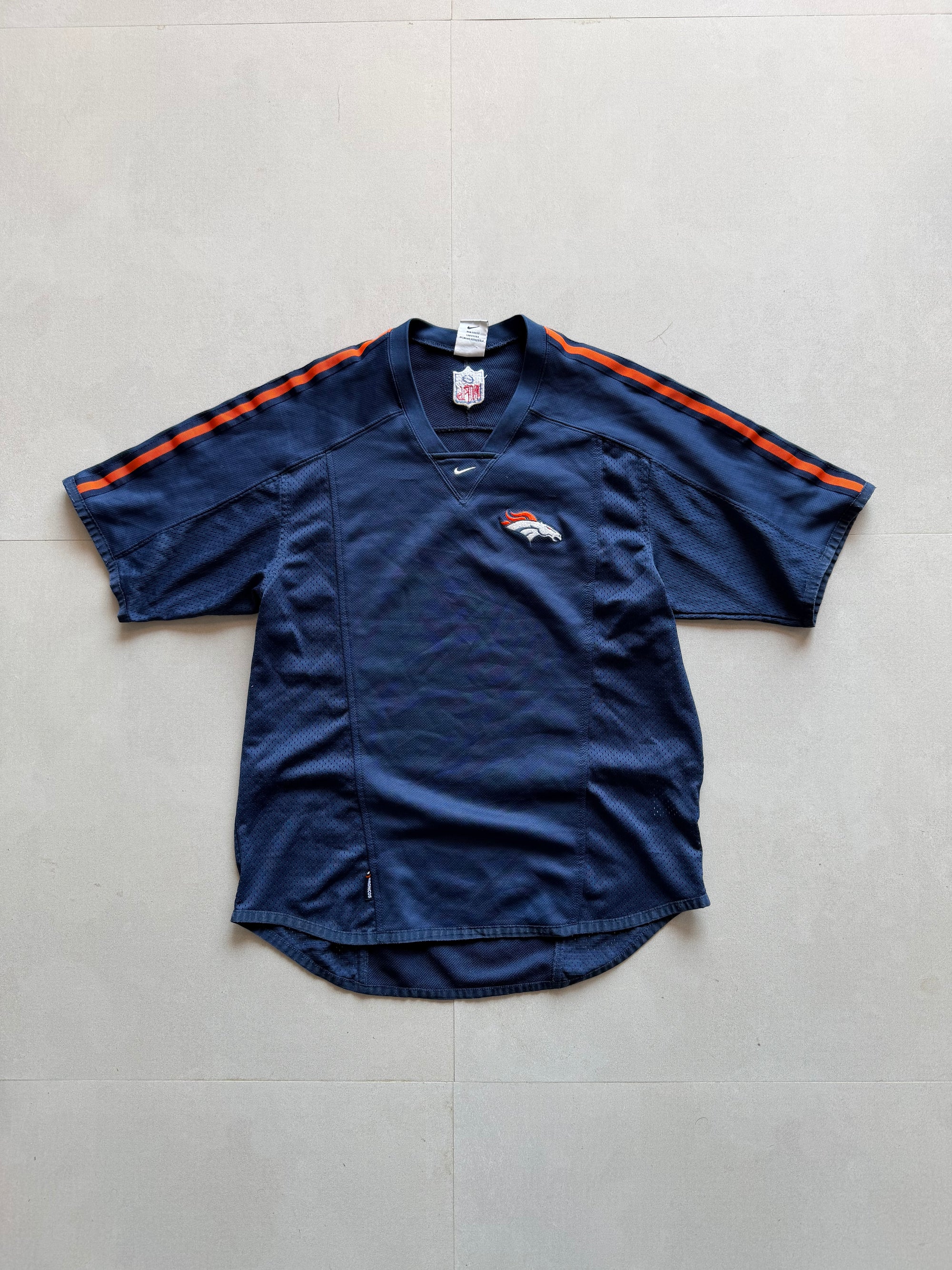 VINTAGE NIKE DENVER BRONCOS JERSEY - M