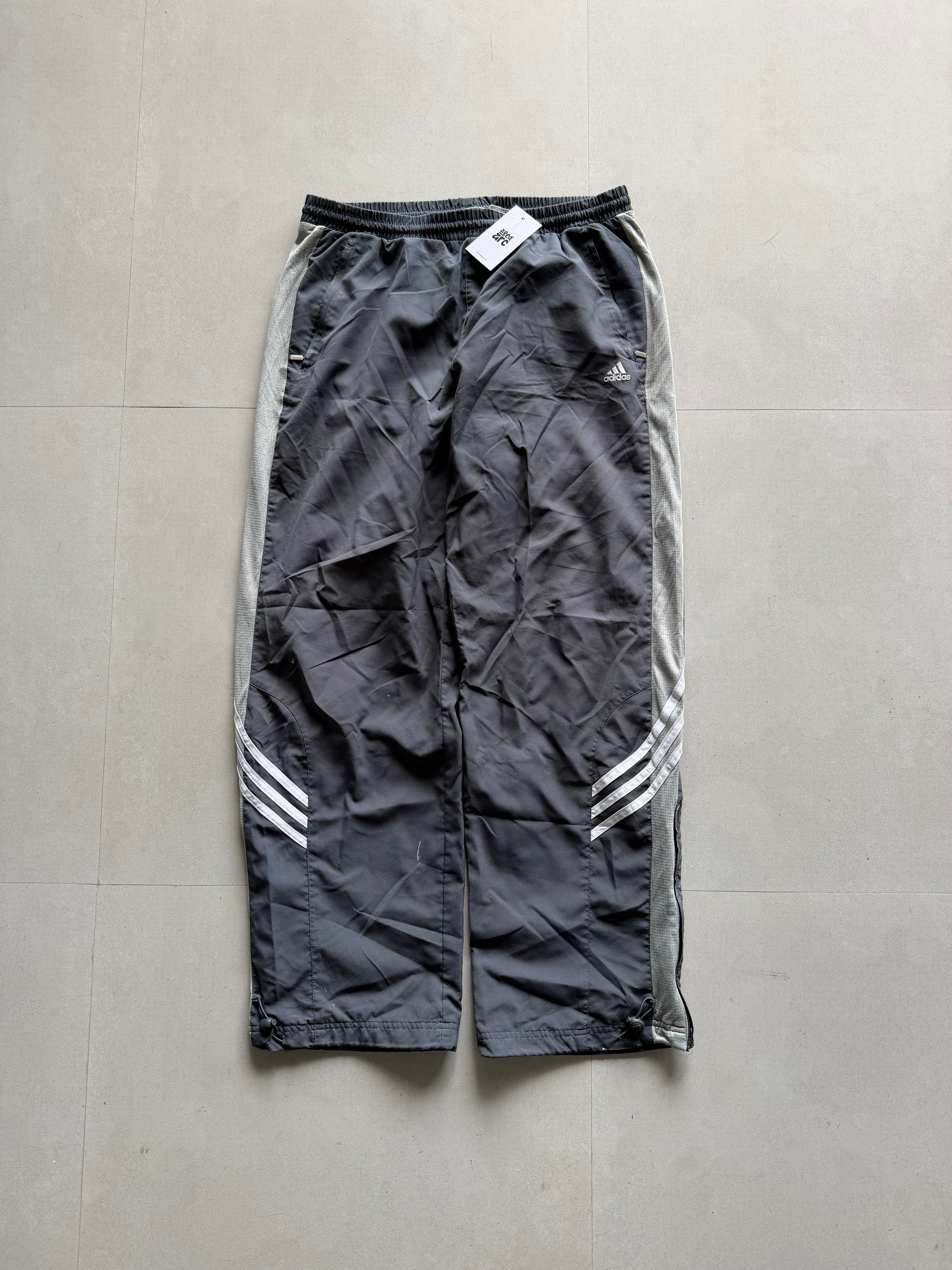 ADIDAS BAGGY STRIPED TRACK PANT146 - L