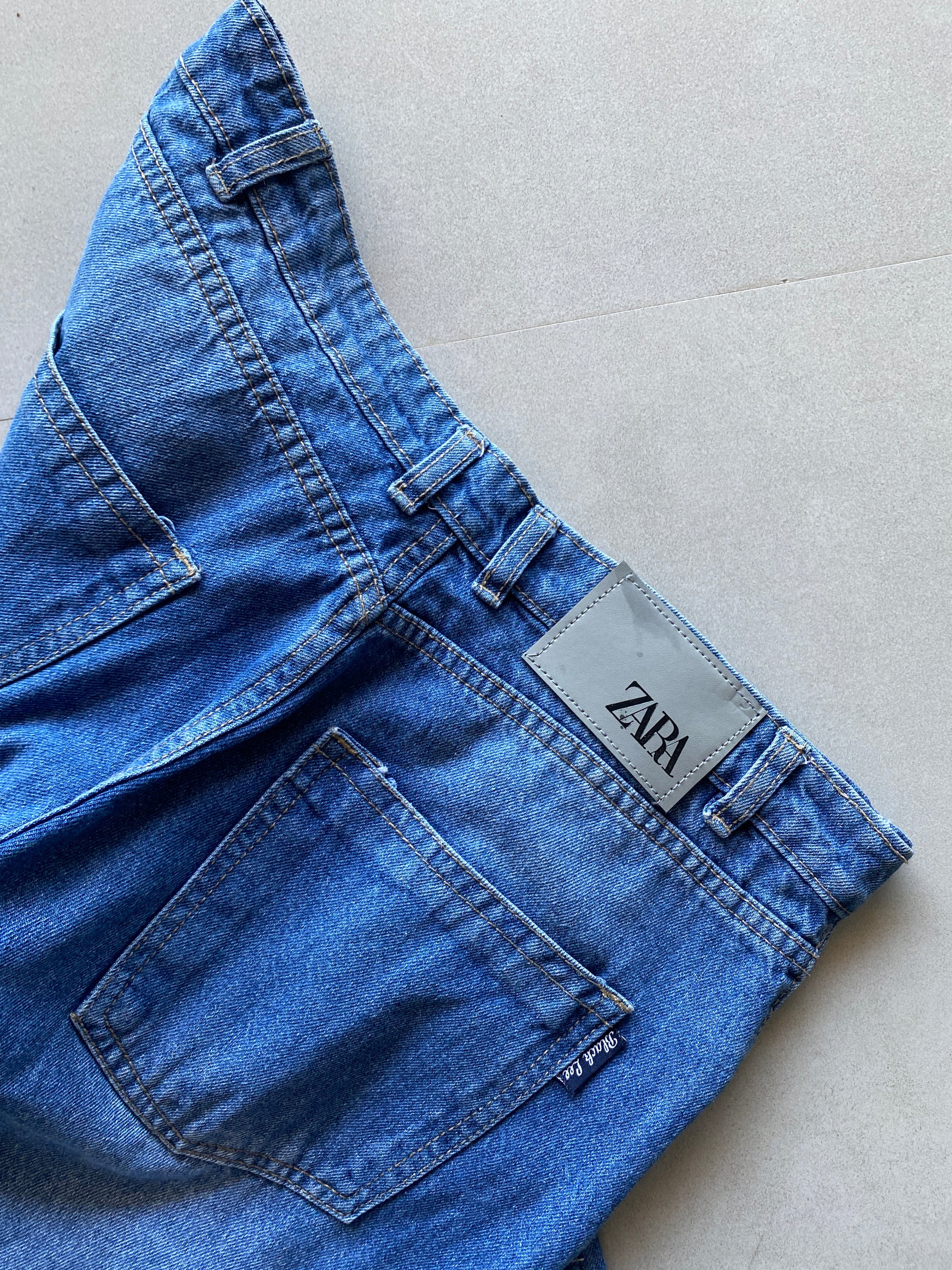 ZARA WIDE LEG DENIM -