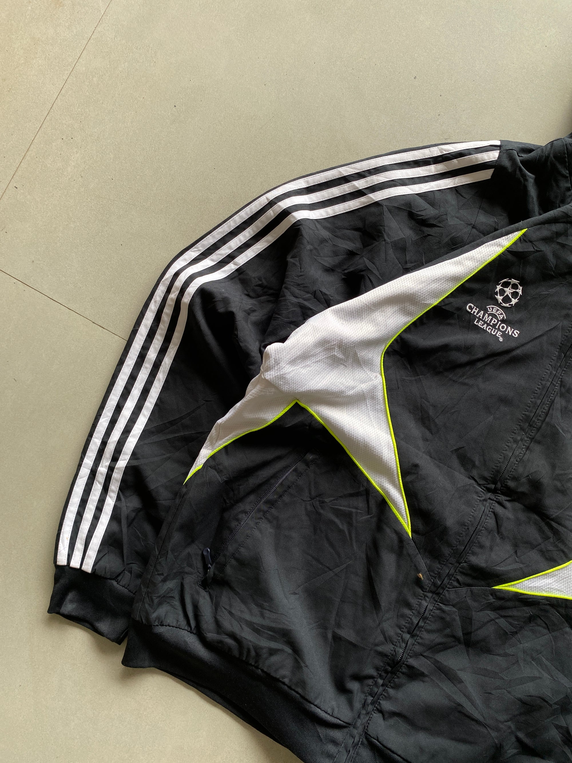 ADIDAS CHELSEA HOODED JACKET - L