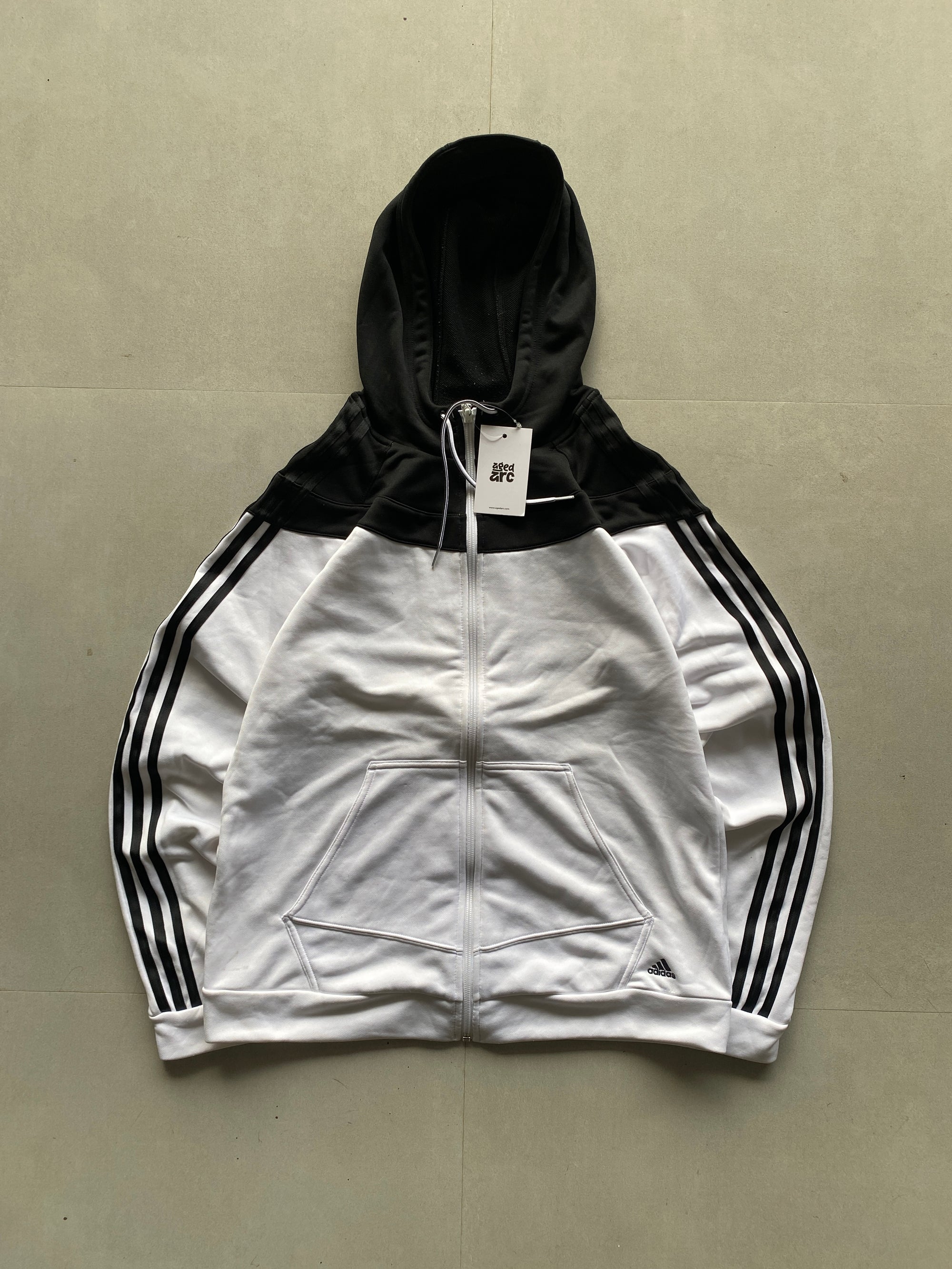 ADIDAS STRIPED JACKET - M