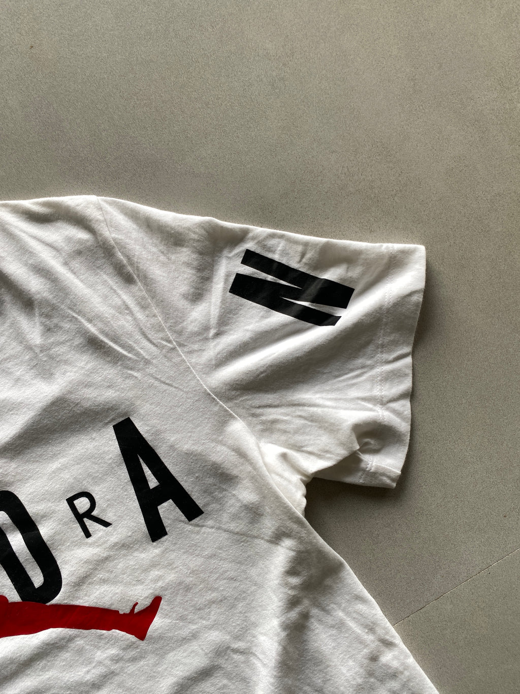 JORDAN LOGO PRINT TEE - S