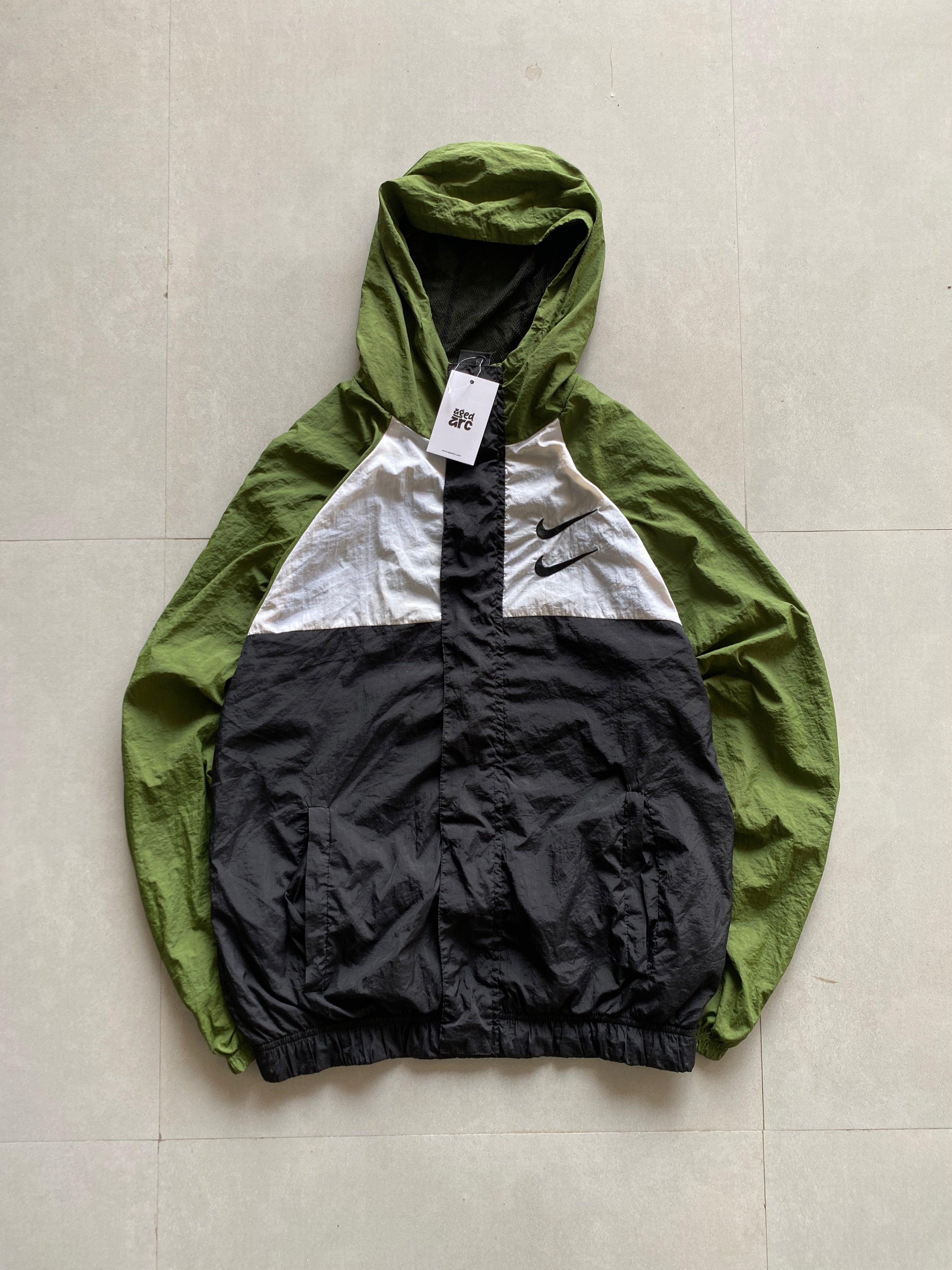 NIKE MULTI SWOOSH JACKET - L – Aged Arc