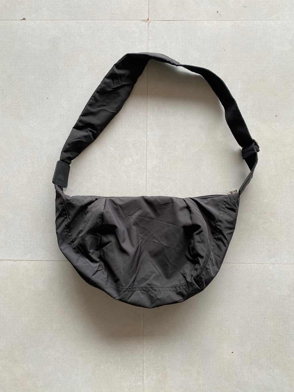 KOREAN SLING BAG
