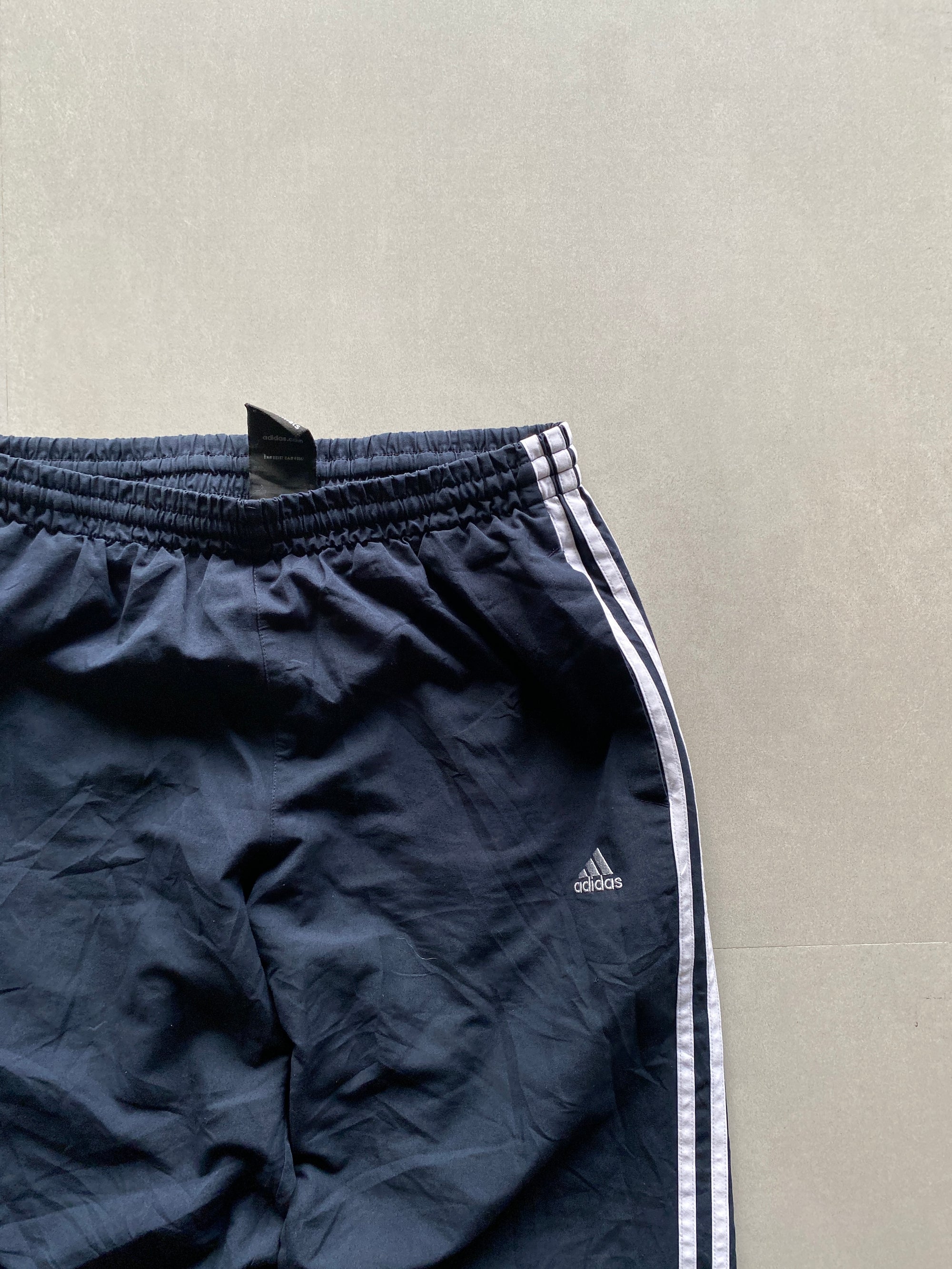 ADIDAS STRIPED TRACK - S