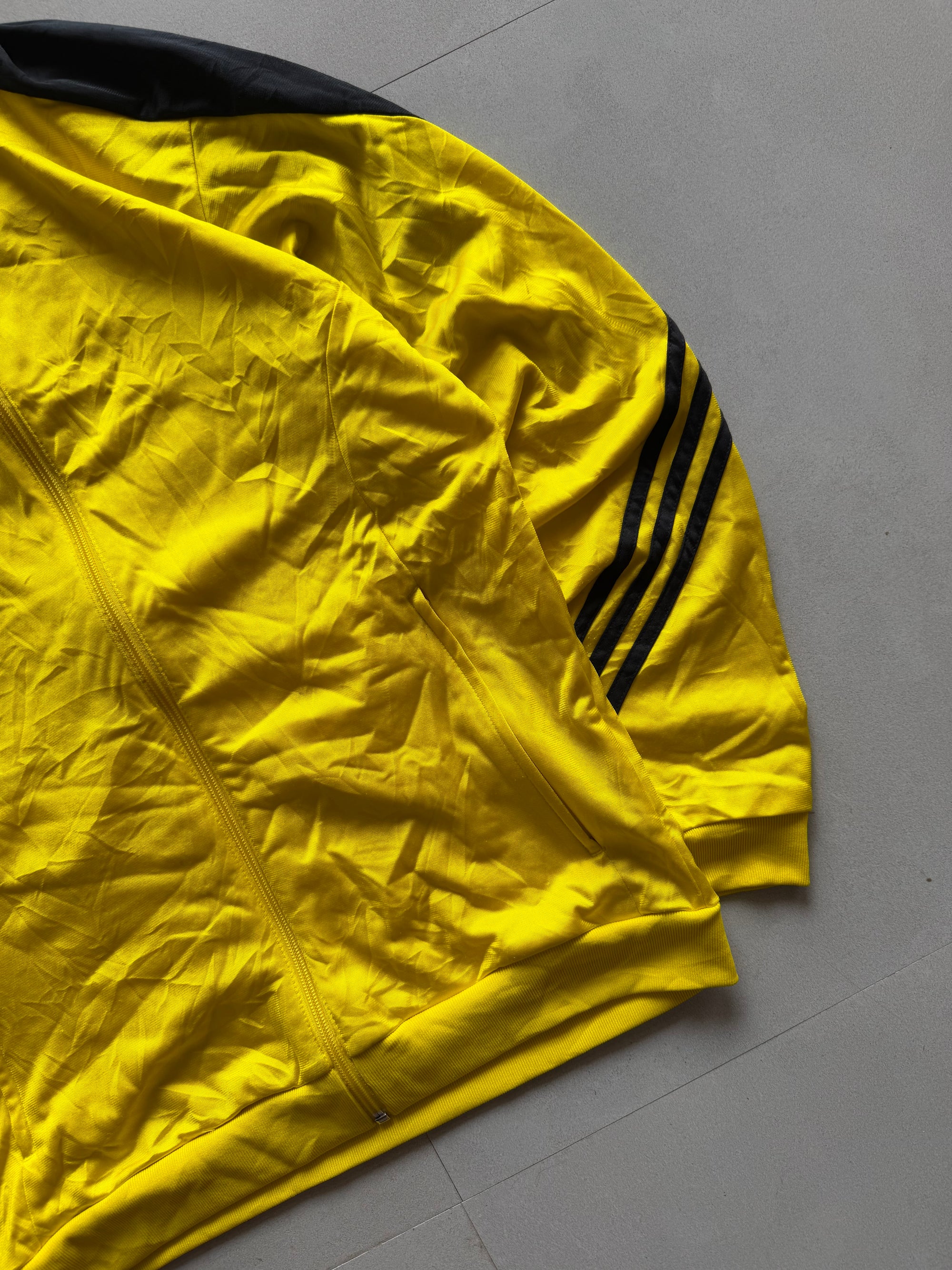 VINTAGE ADIDAS STRIPED JACKET - M