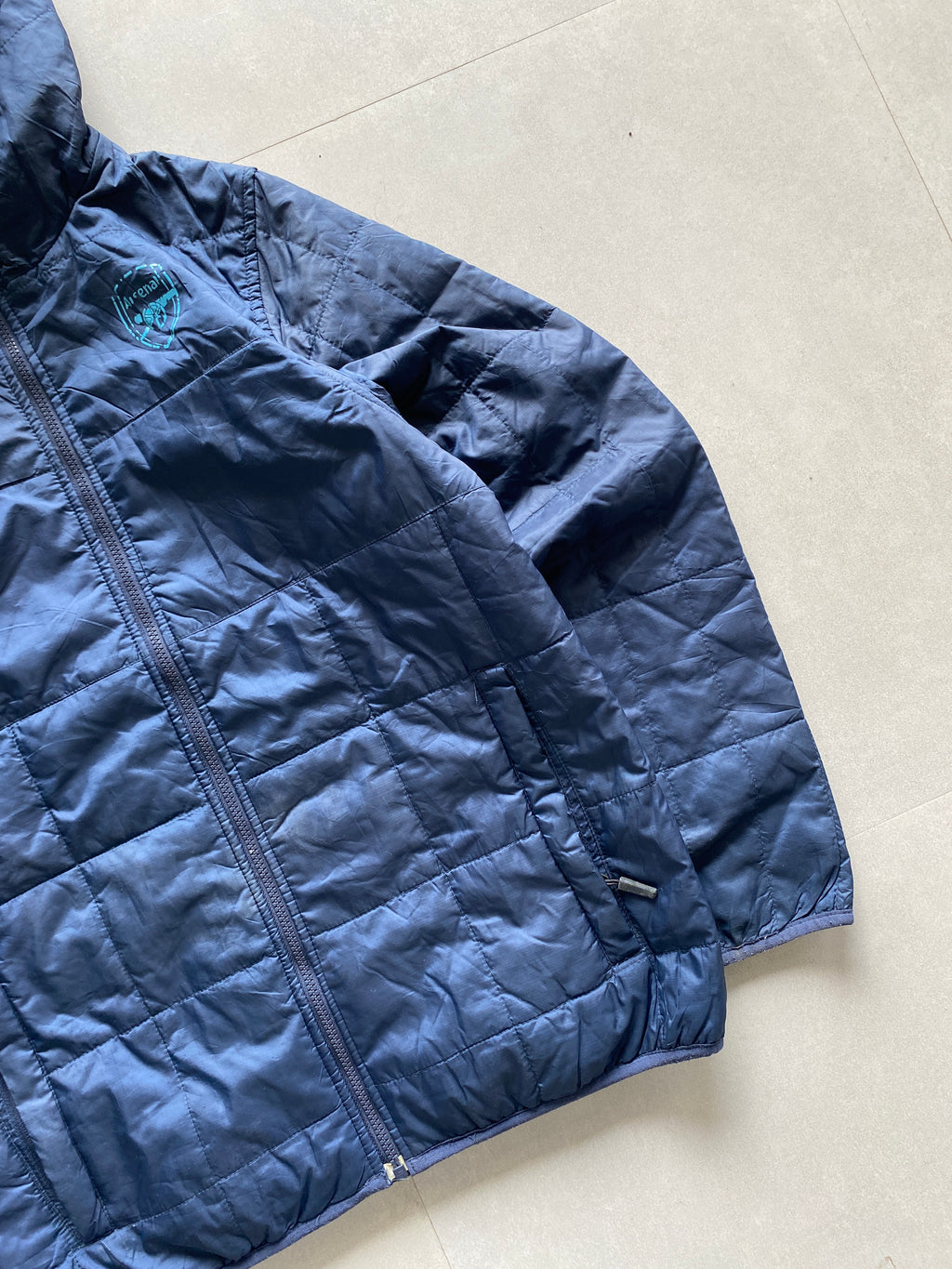 NIKE ARSENAL REVERSIBLE PUFFER JACKET - M