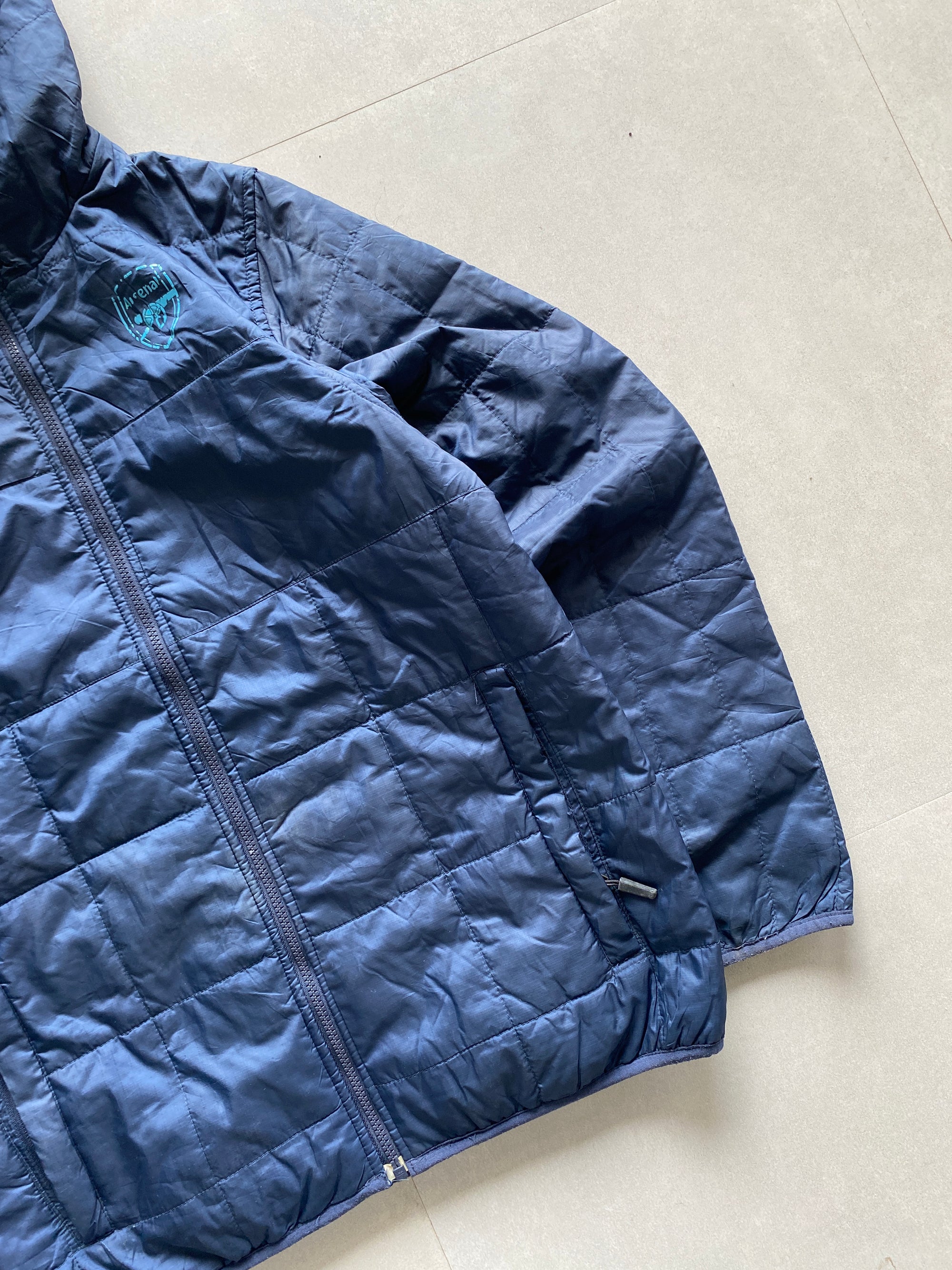 NIKE ARSENAL REVERSIBLE PUFFER JACKET - M