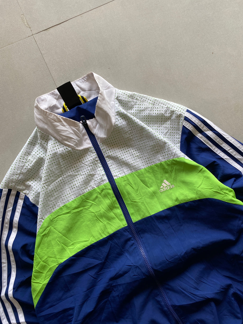 ADIDAS STRIPED JACKET - L