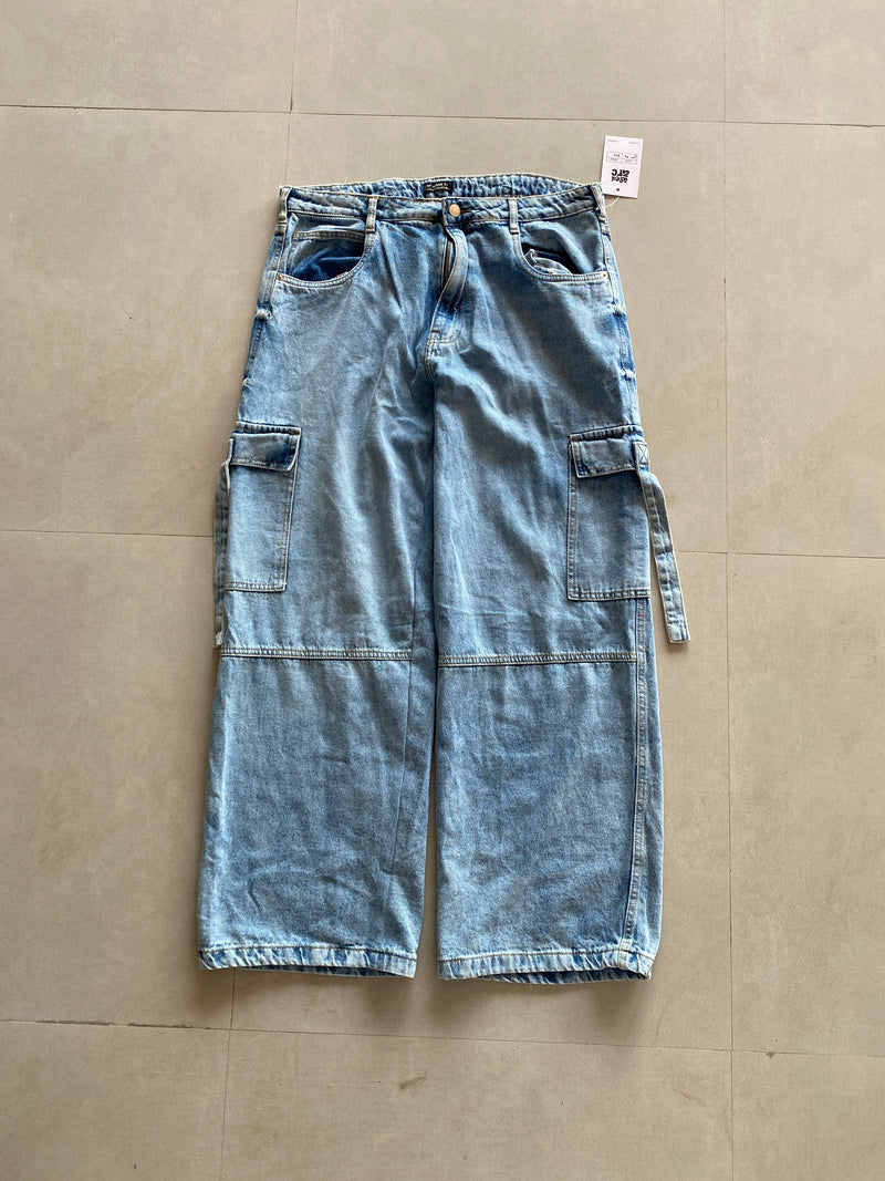 MULTI POCKET WIDE LEG BAGGY DENIM - M