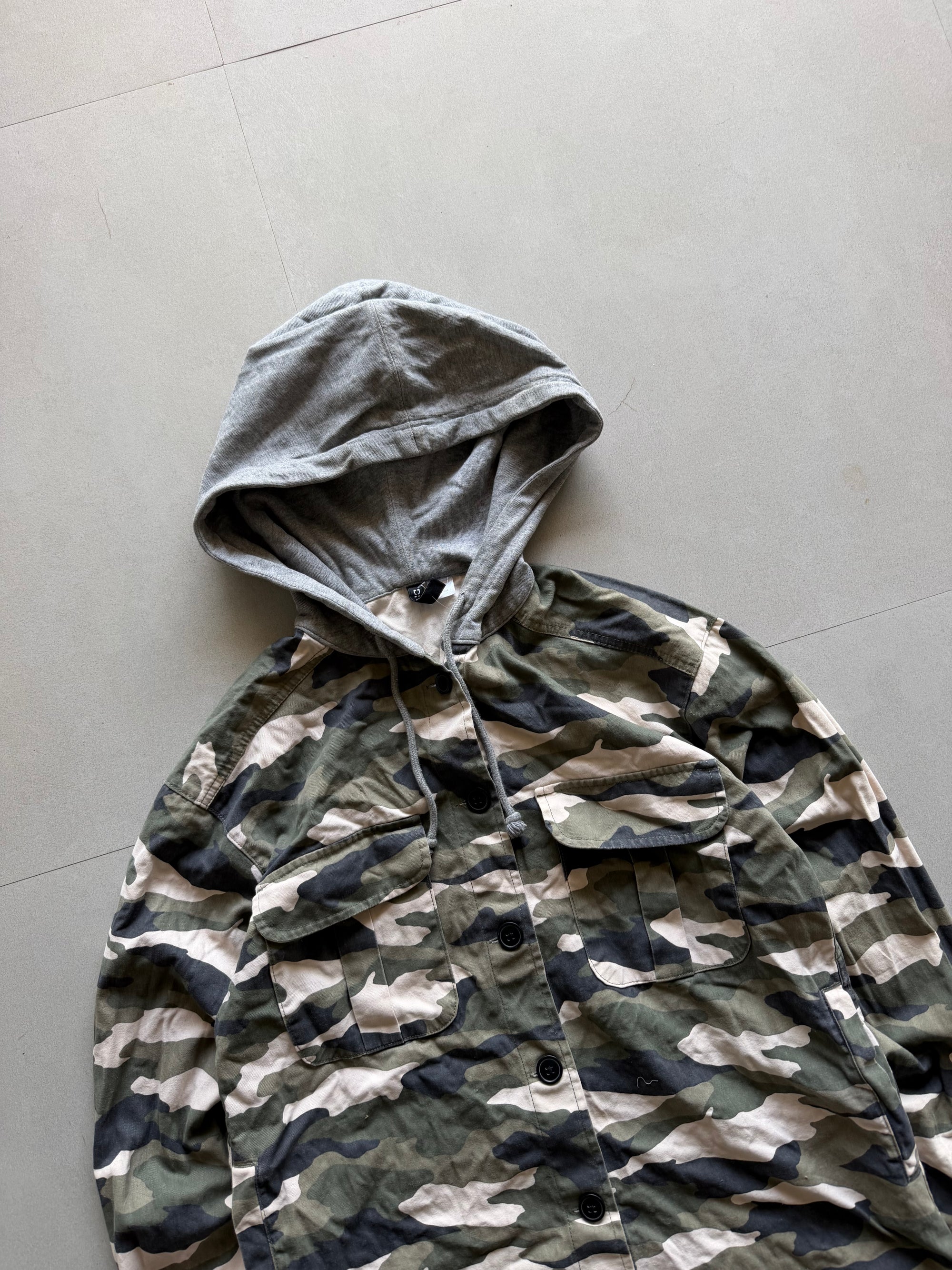 H&M HOODED FLANNEL JACKET -