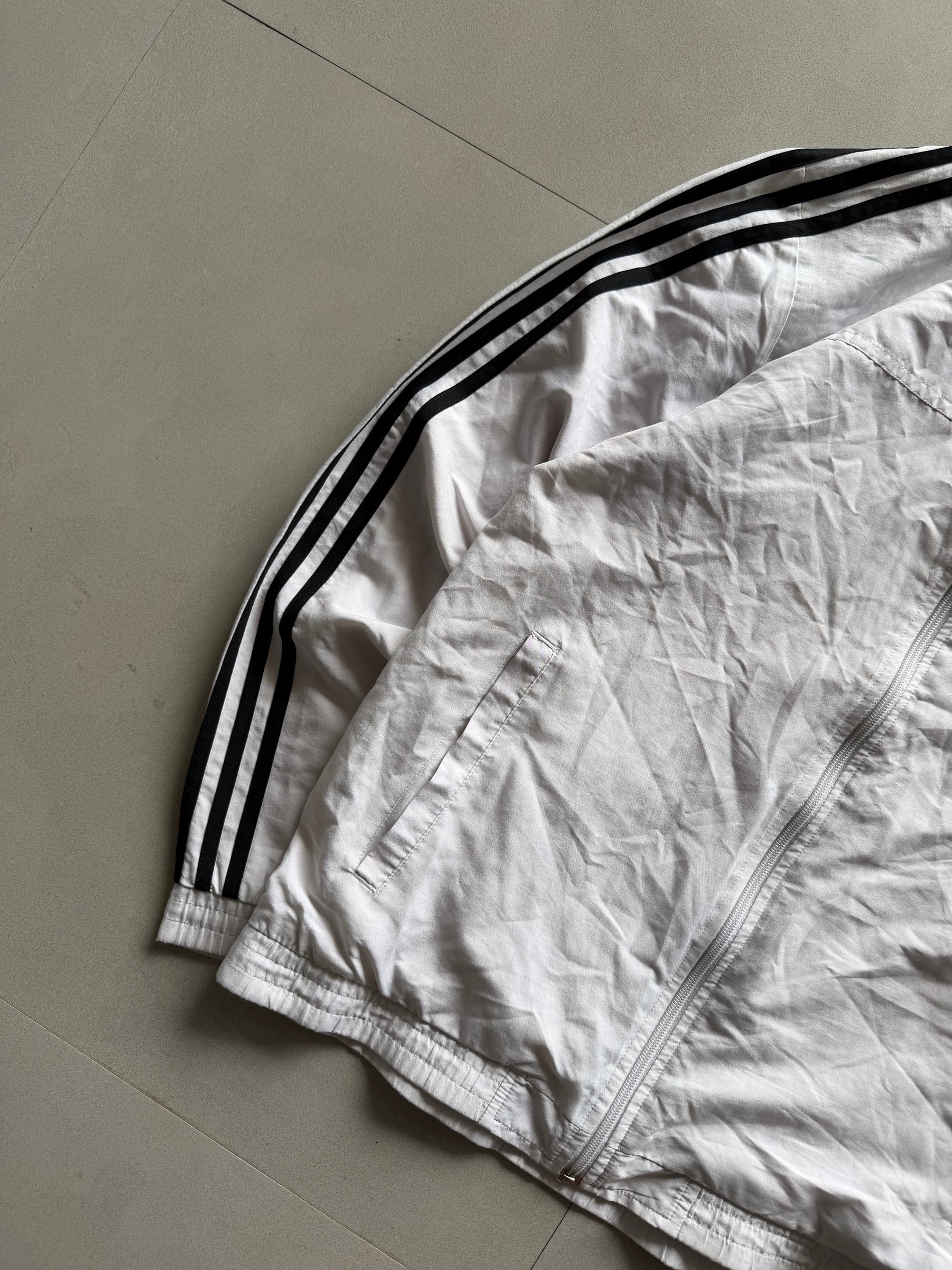 ADIDAS STRIPED JACKET - M