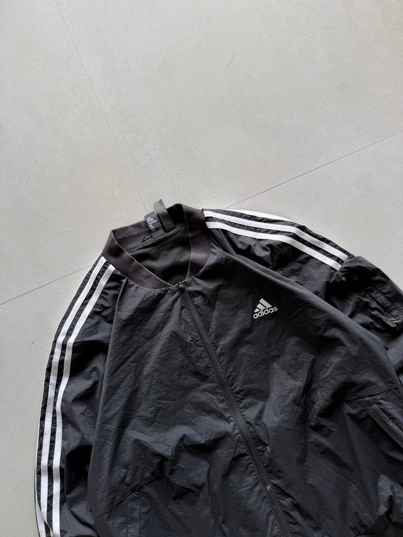 ADIDAS STRIPED JACKET - XL