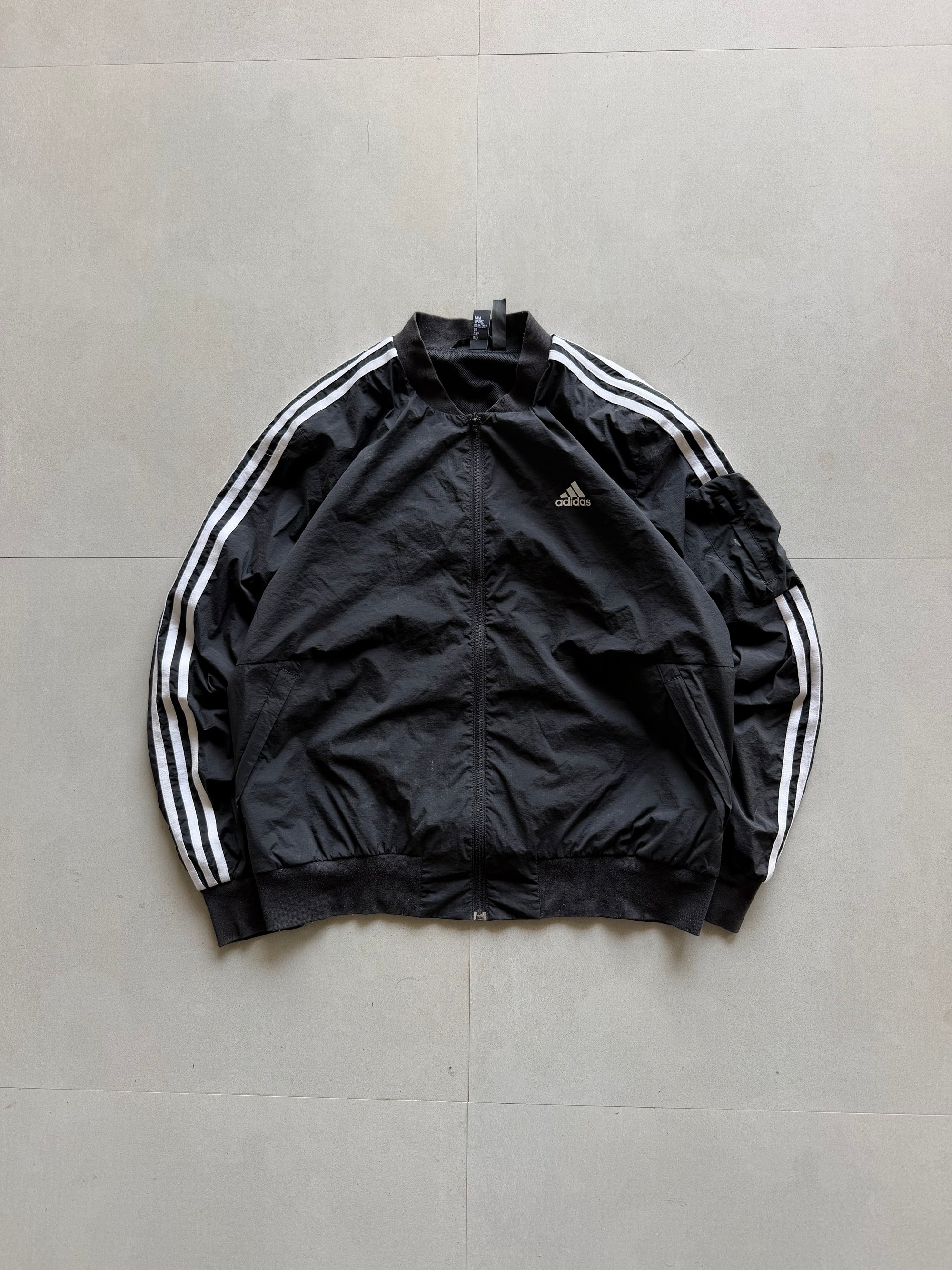 VINTAGE ADIDAS STRIPED JACKET -