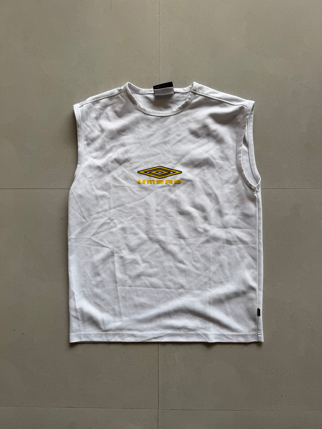 UMBRO TANK TOP - M