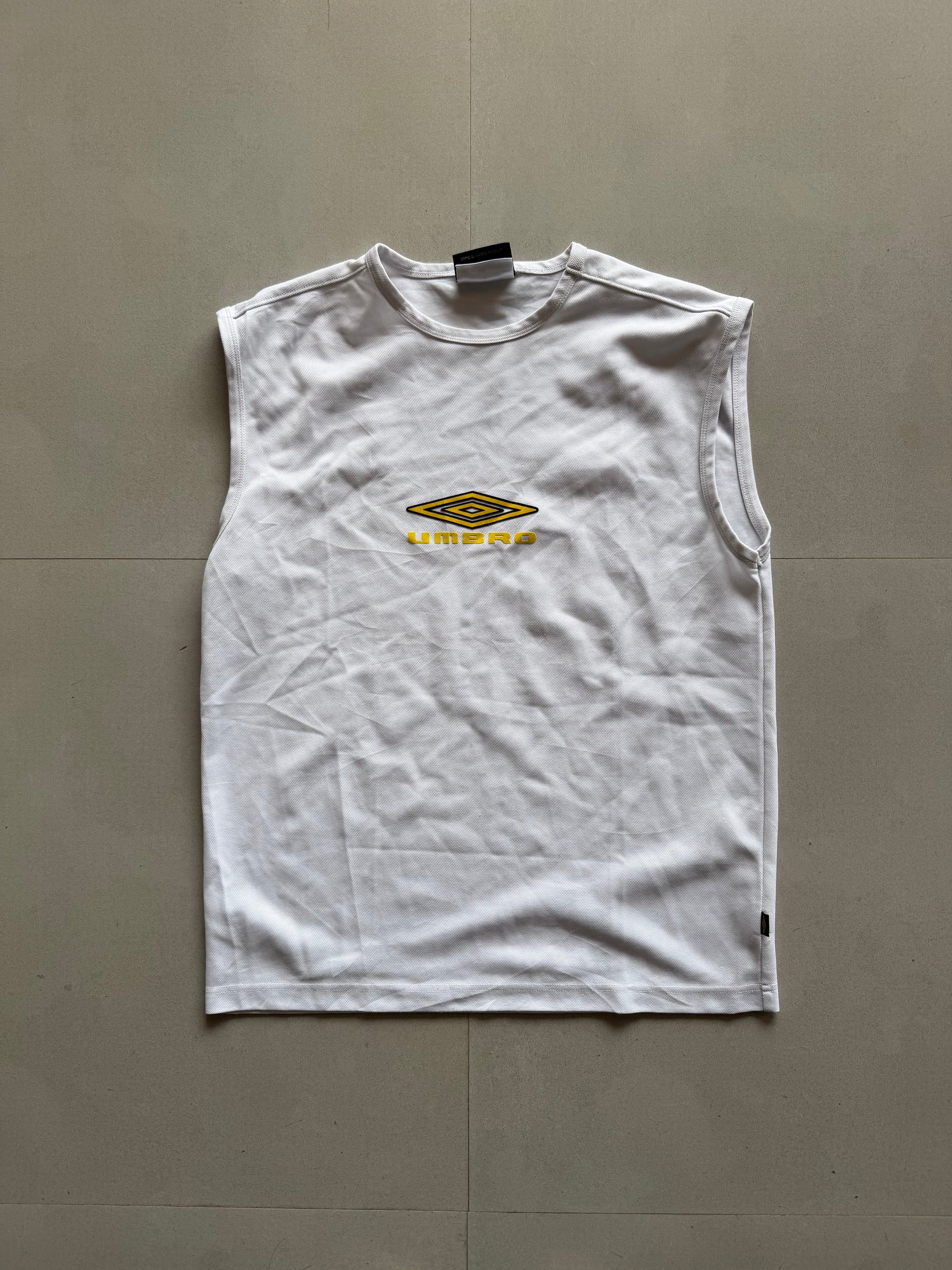 UMBRO TANK TOP - M