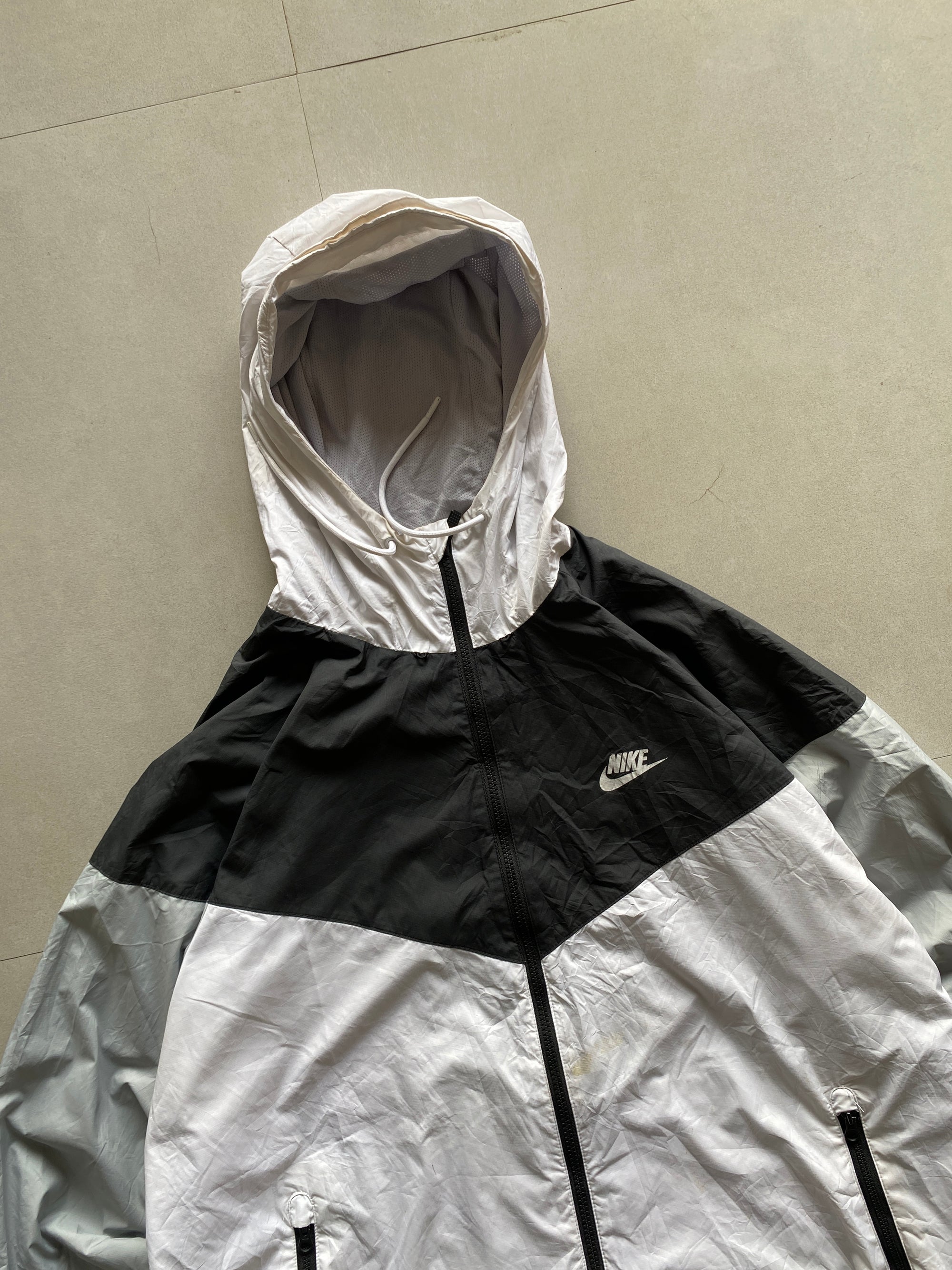 VINTAGE NIKE JACKET - XL