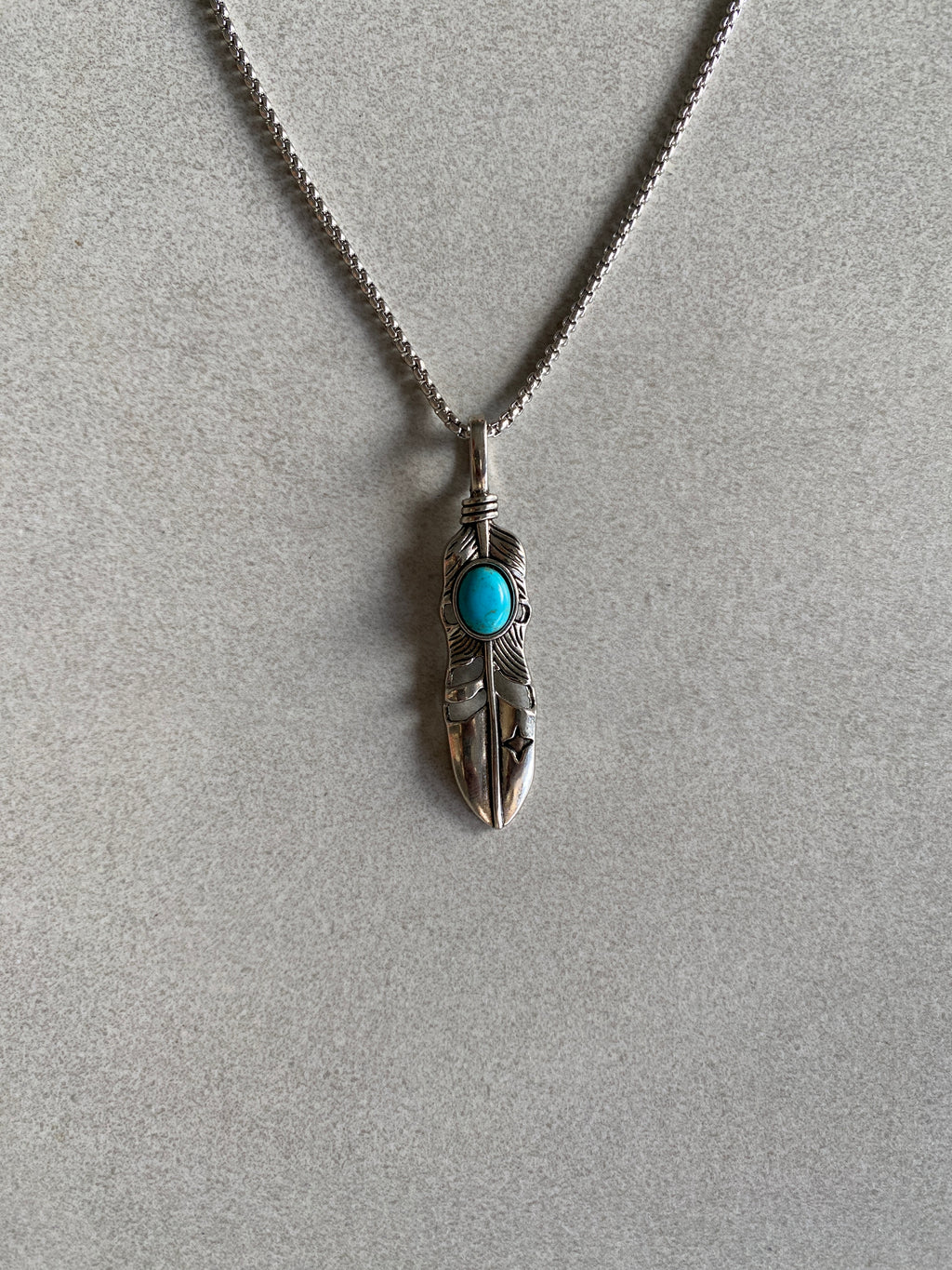 FEATHER PENDANT CHAIN