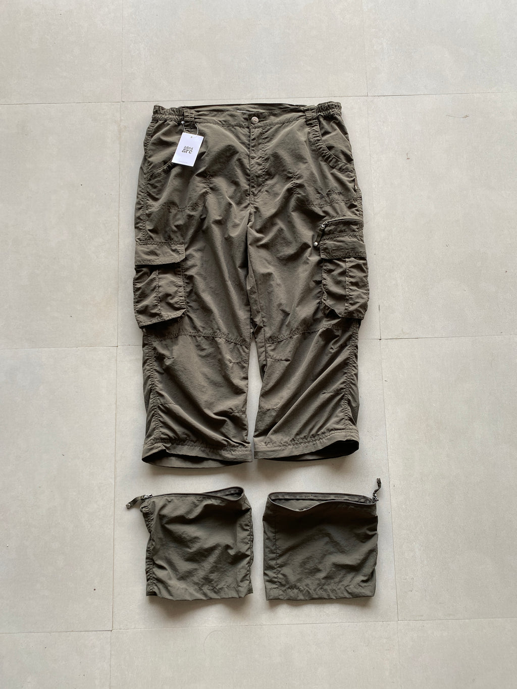 OUTDOOR CONVERTIBLE OUTDOOR PANT - L