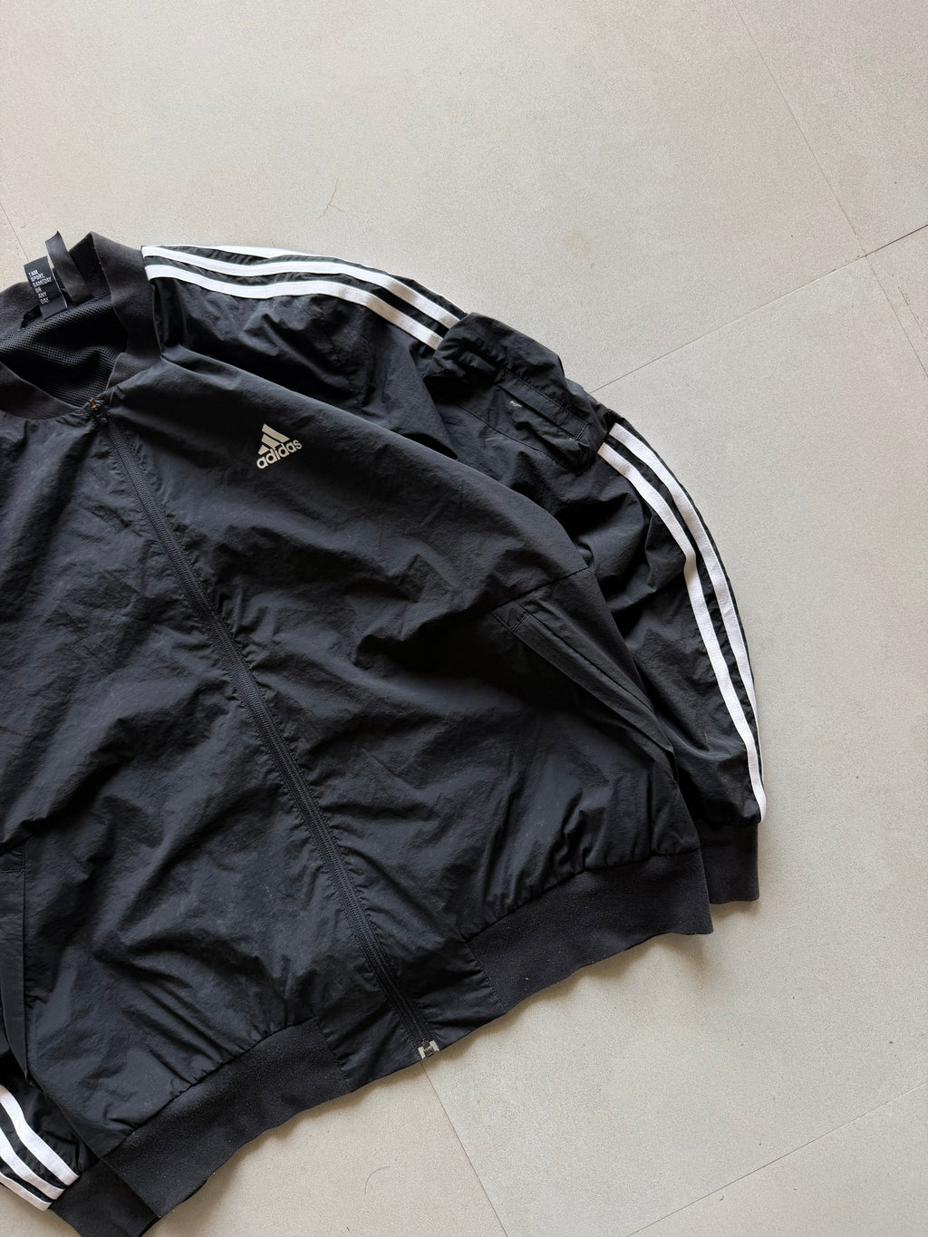 VINTAGE ADIDAS STRIPED JACKET -