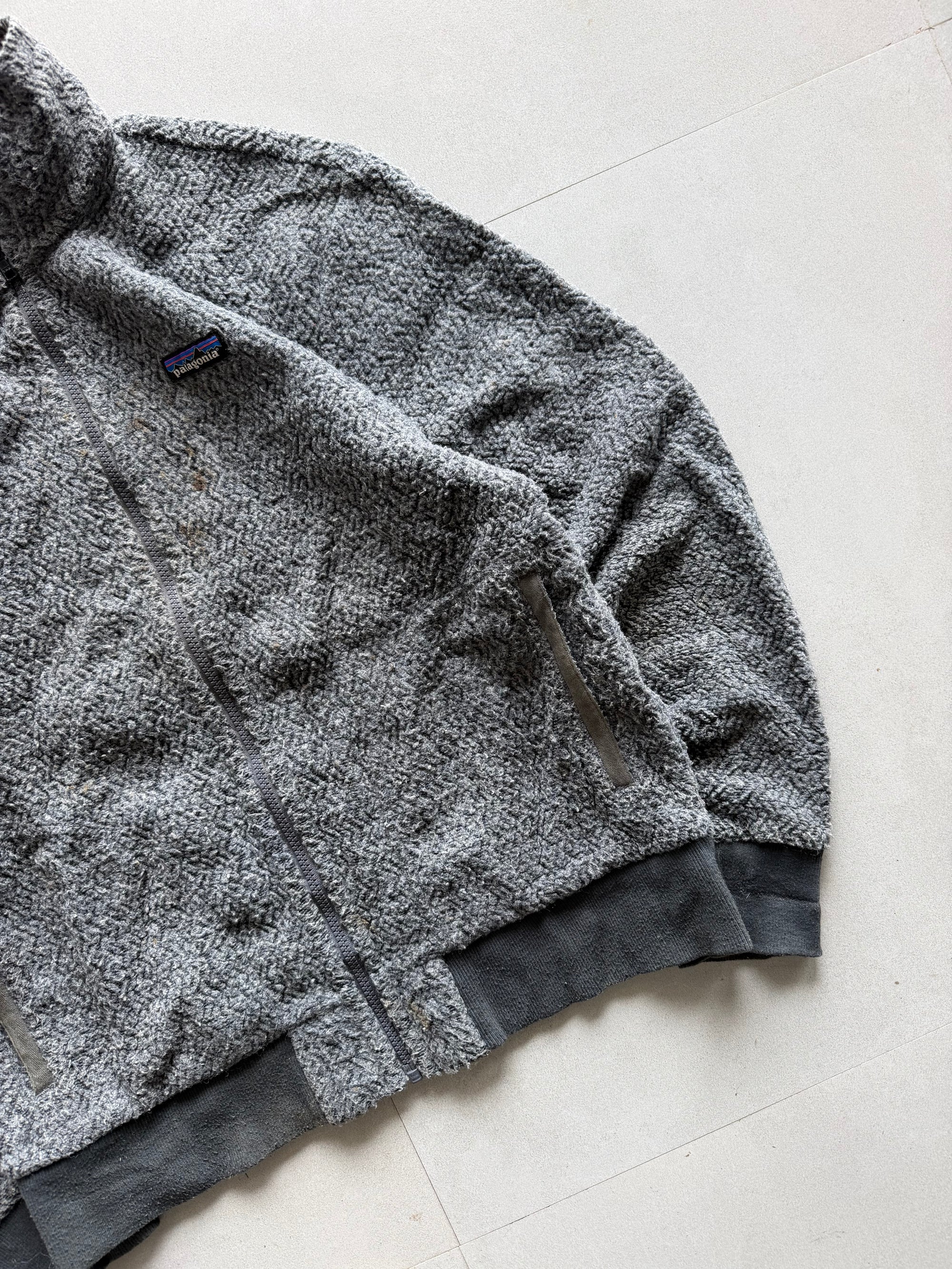 PATAGONIA FLEECE JACKET - M