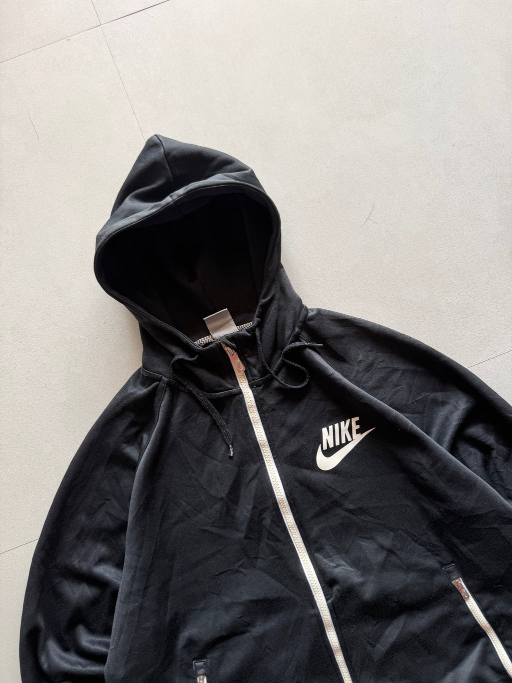 VINTAGE NIKE JACKET - L