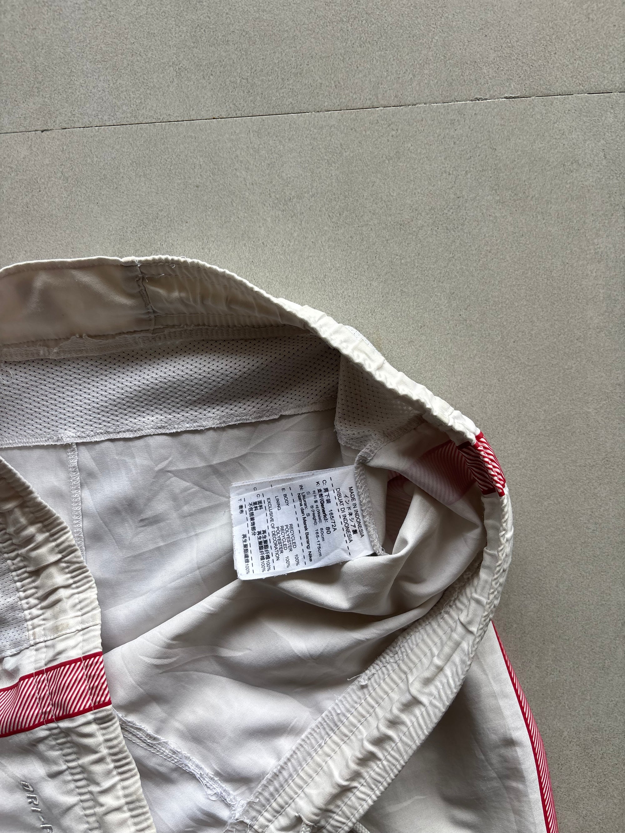 NIKE MANU SHORTS - M