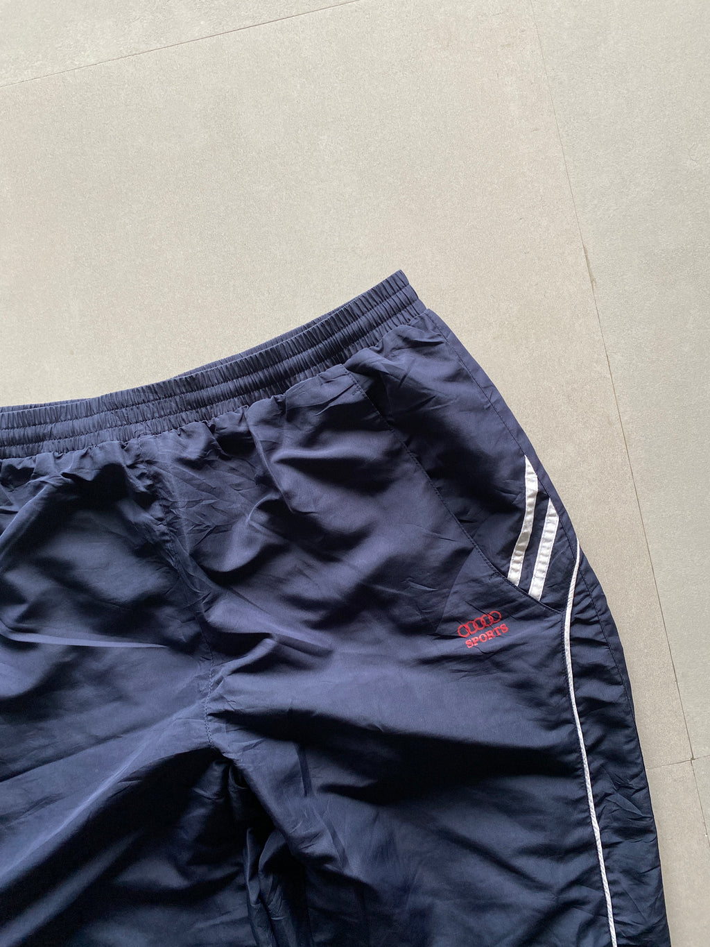 SPORTS BAGGY TRACK PANT - L