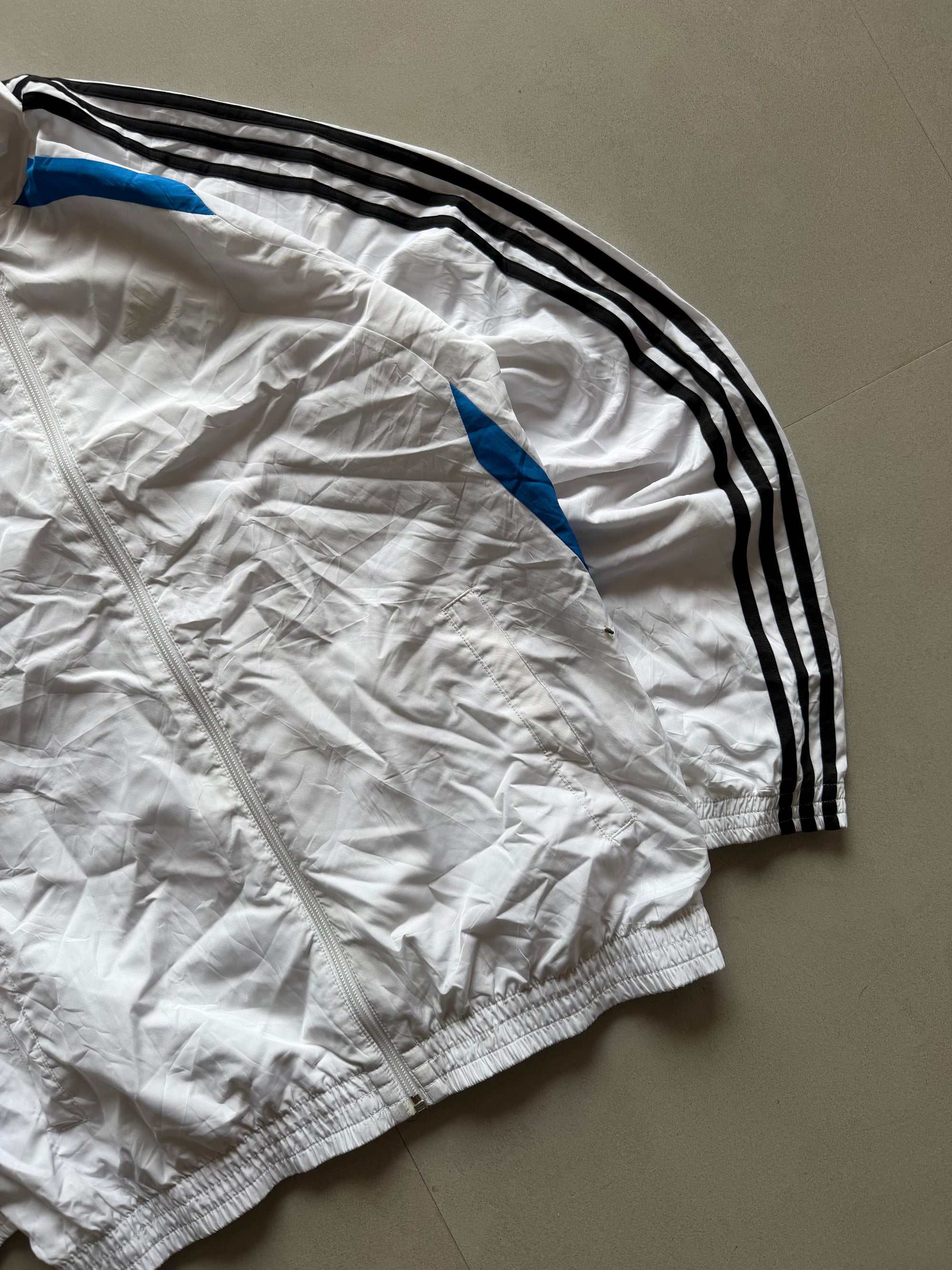 VINTAGE ADIDAS STRIPED JACKET - M