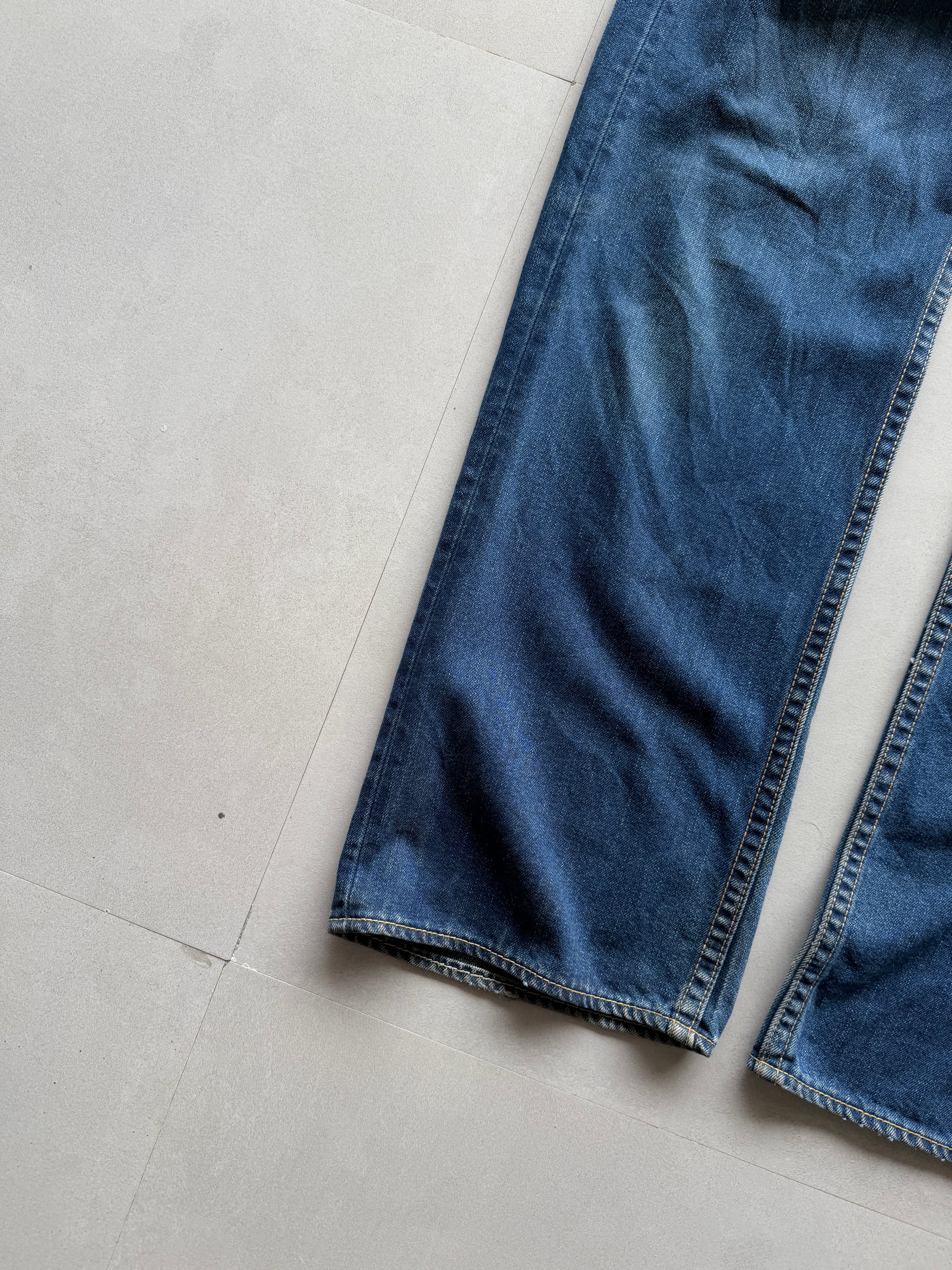 VINTAGE LEVI’S TYPE 1 DENIM