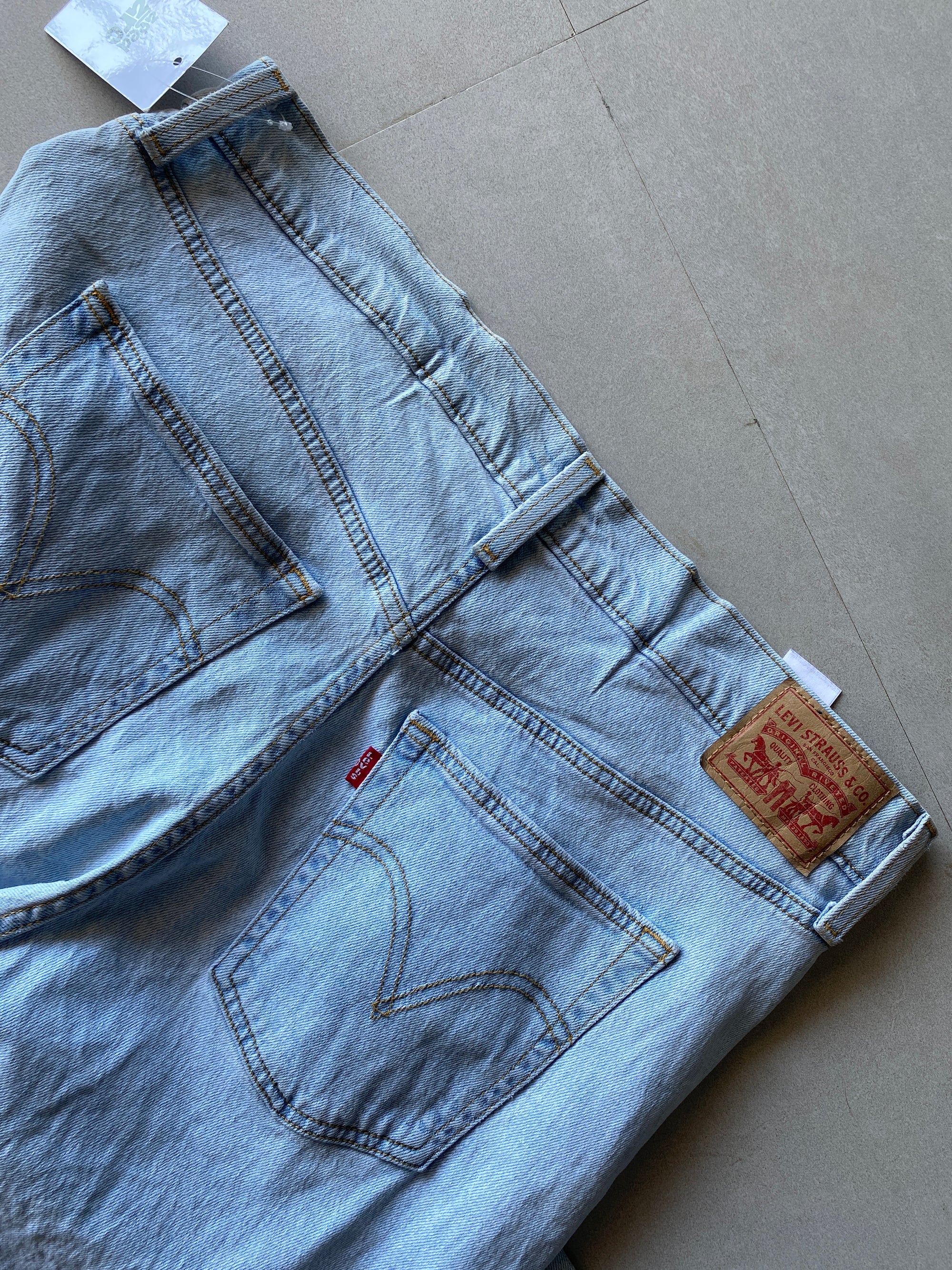 LEVIS BOOT CUT DENIM -