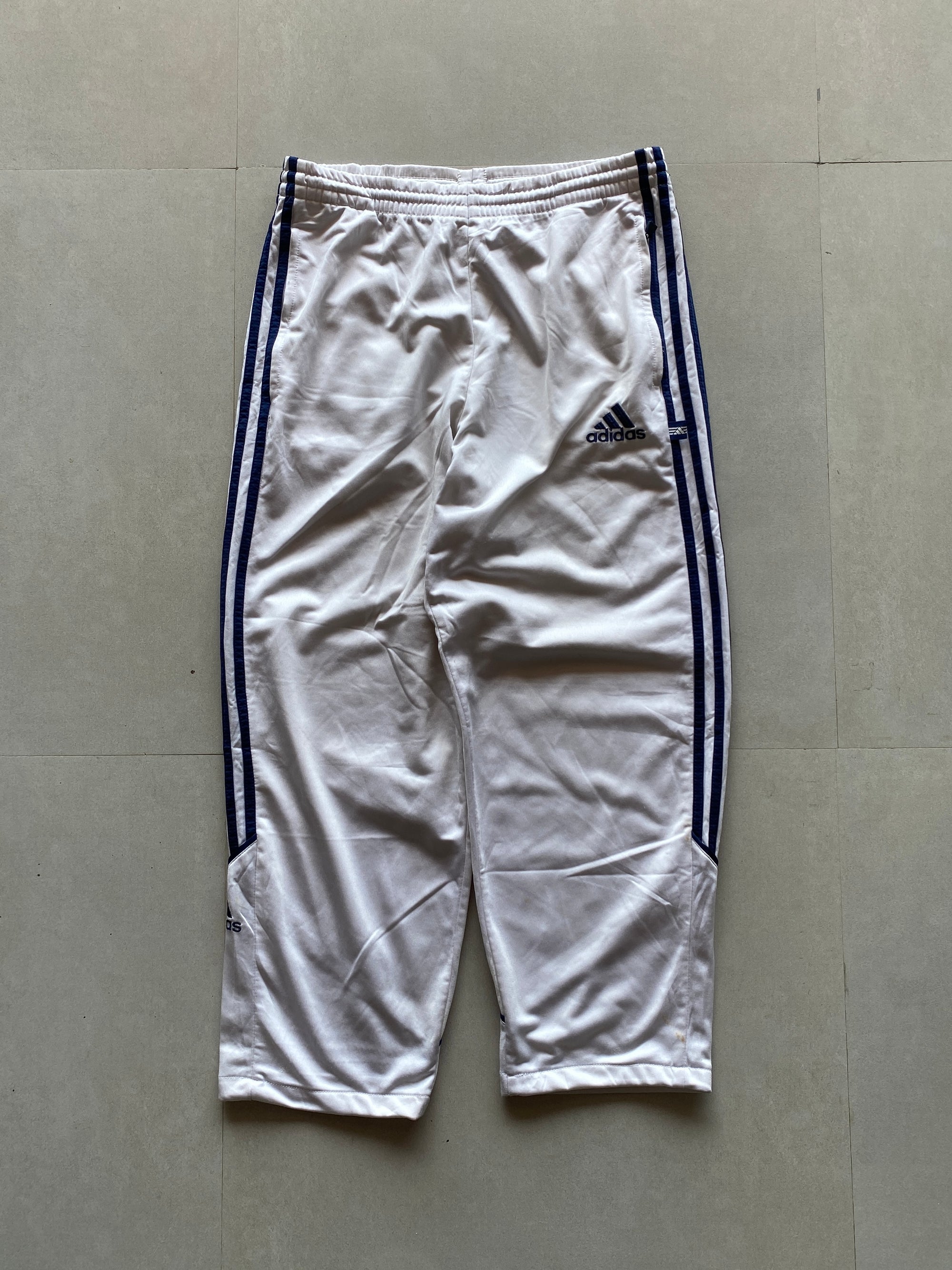 VINTAGE ADIDAS STRIPED TRACK - M
