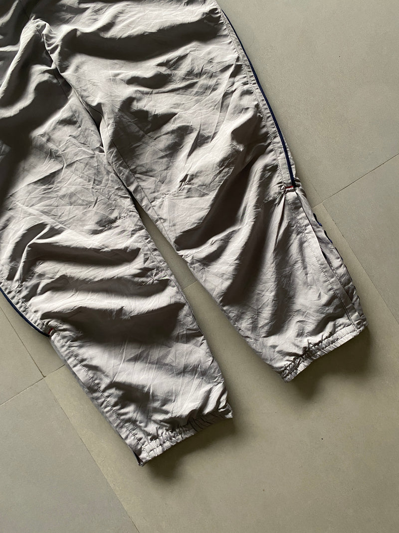 UMBRO  TRACK PANT - L