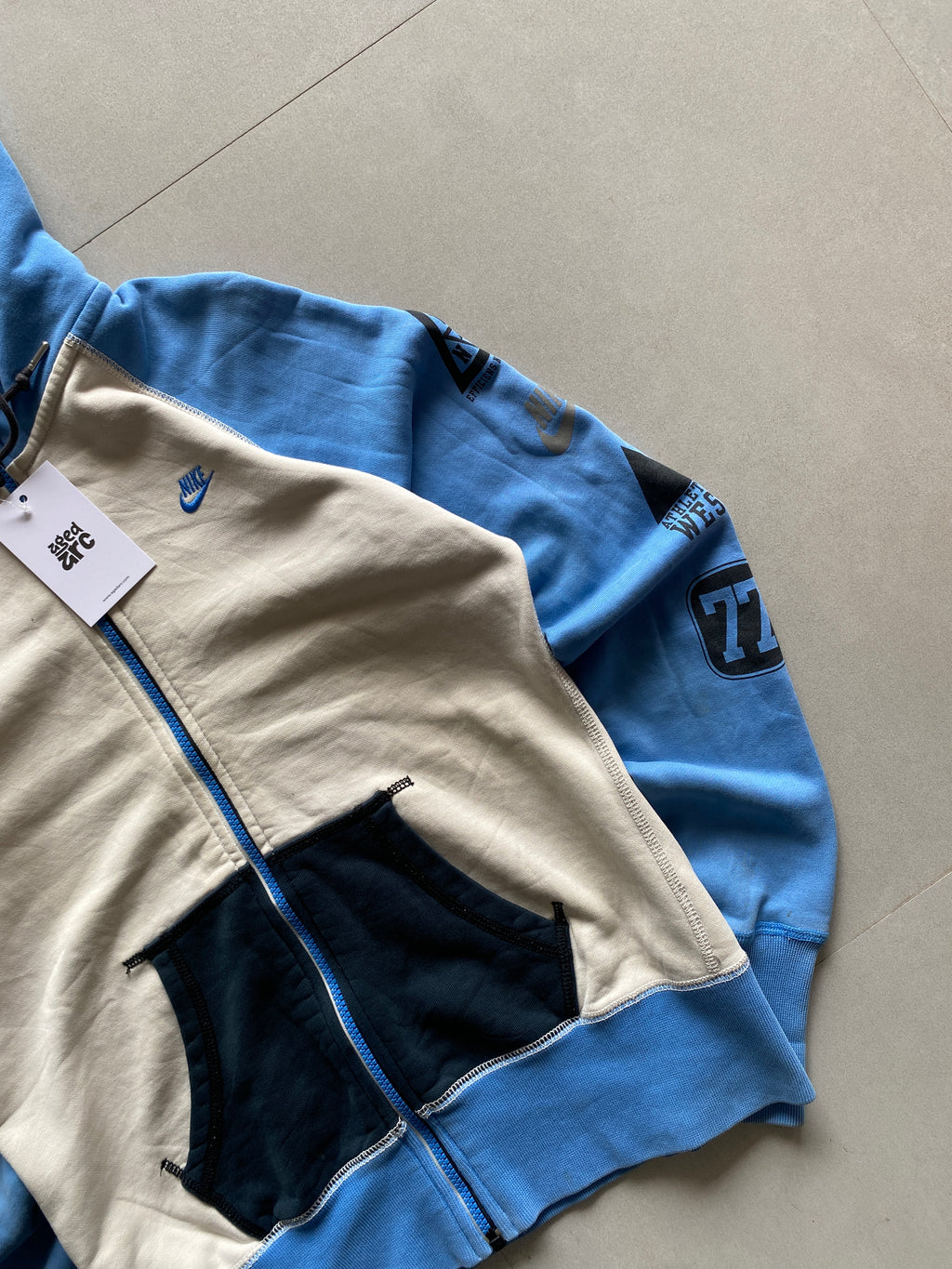 VINTAGE NIKE HOODED JACKET - XS