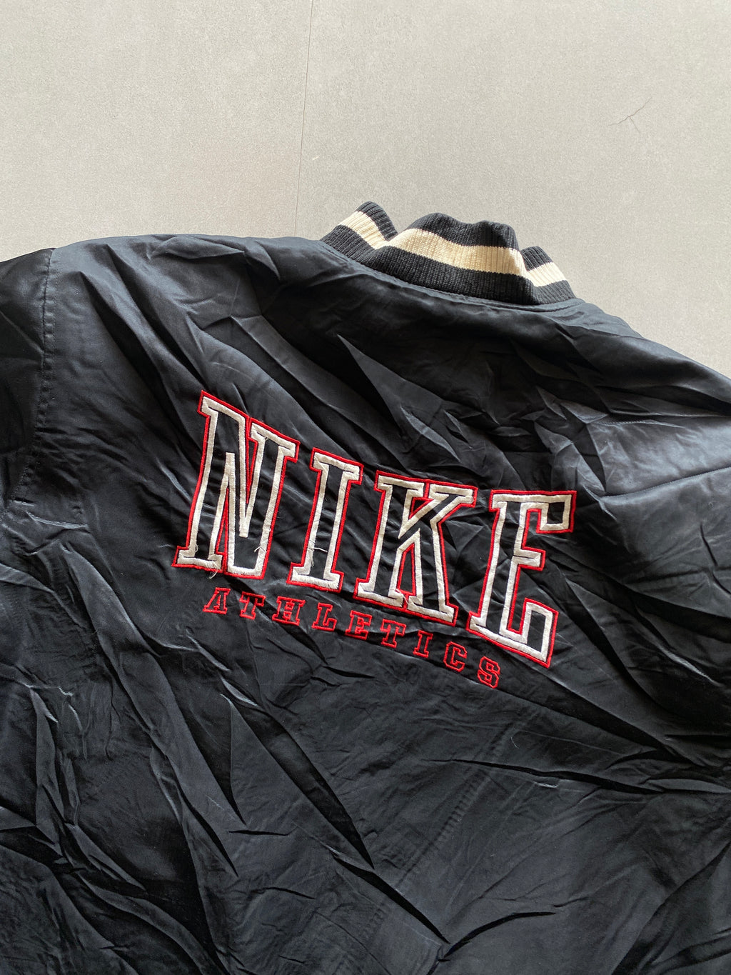 90s NIKE VARSITY JACKET - L