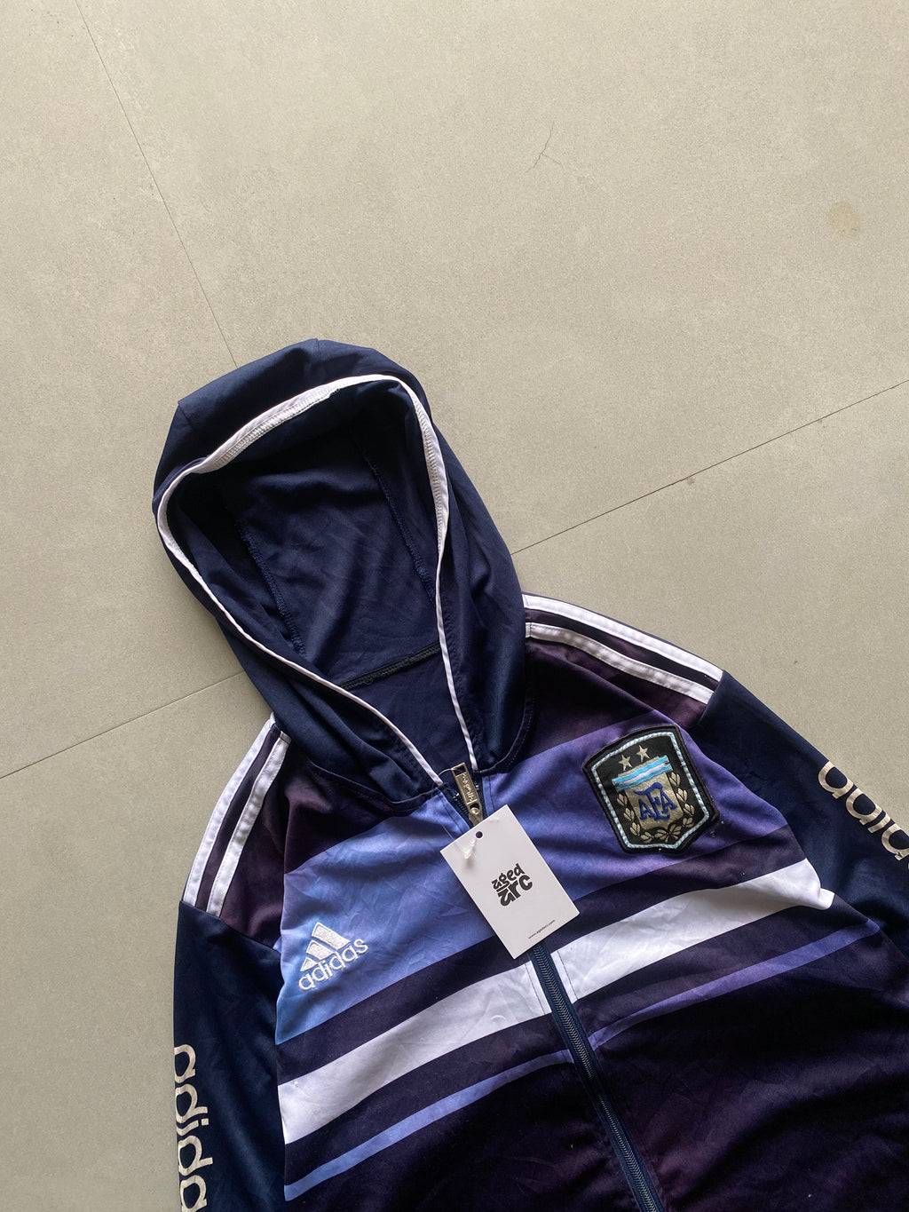 ADIDAS ARGENTINA HOODED JACKET - M